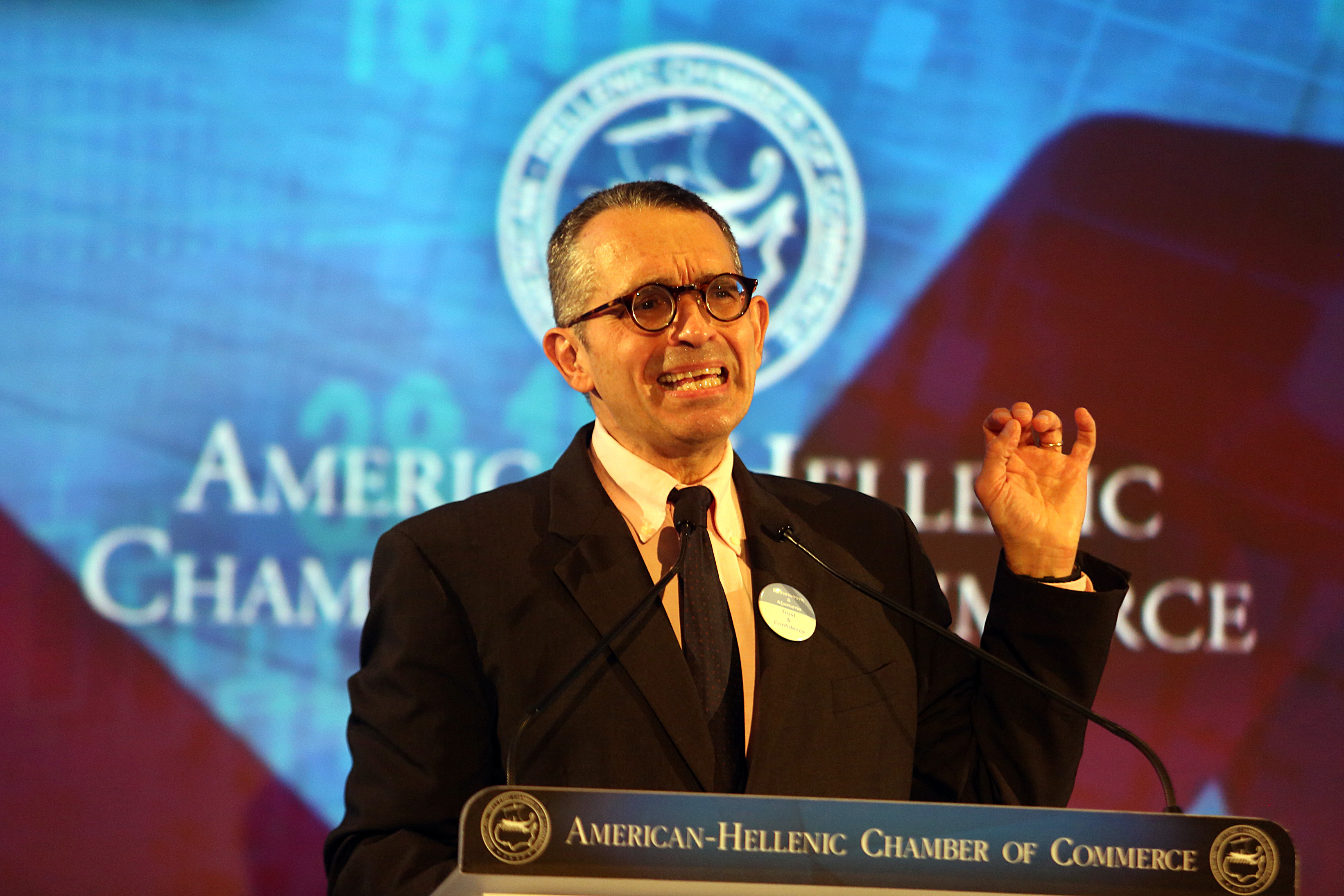 Καζαριάν: Το ελληνικό χρέος φτάνει στο 91% του ΑΕΠ