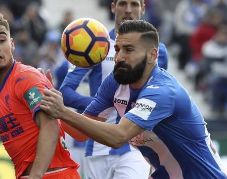 Η Λεγανές συμφώνησε με Ολυμπιακό για τον Σιόβα