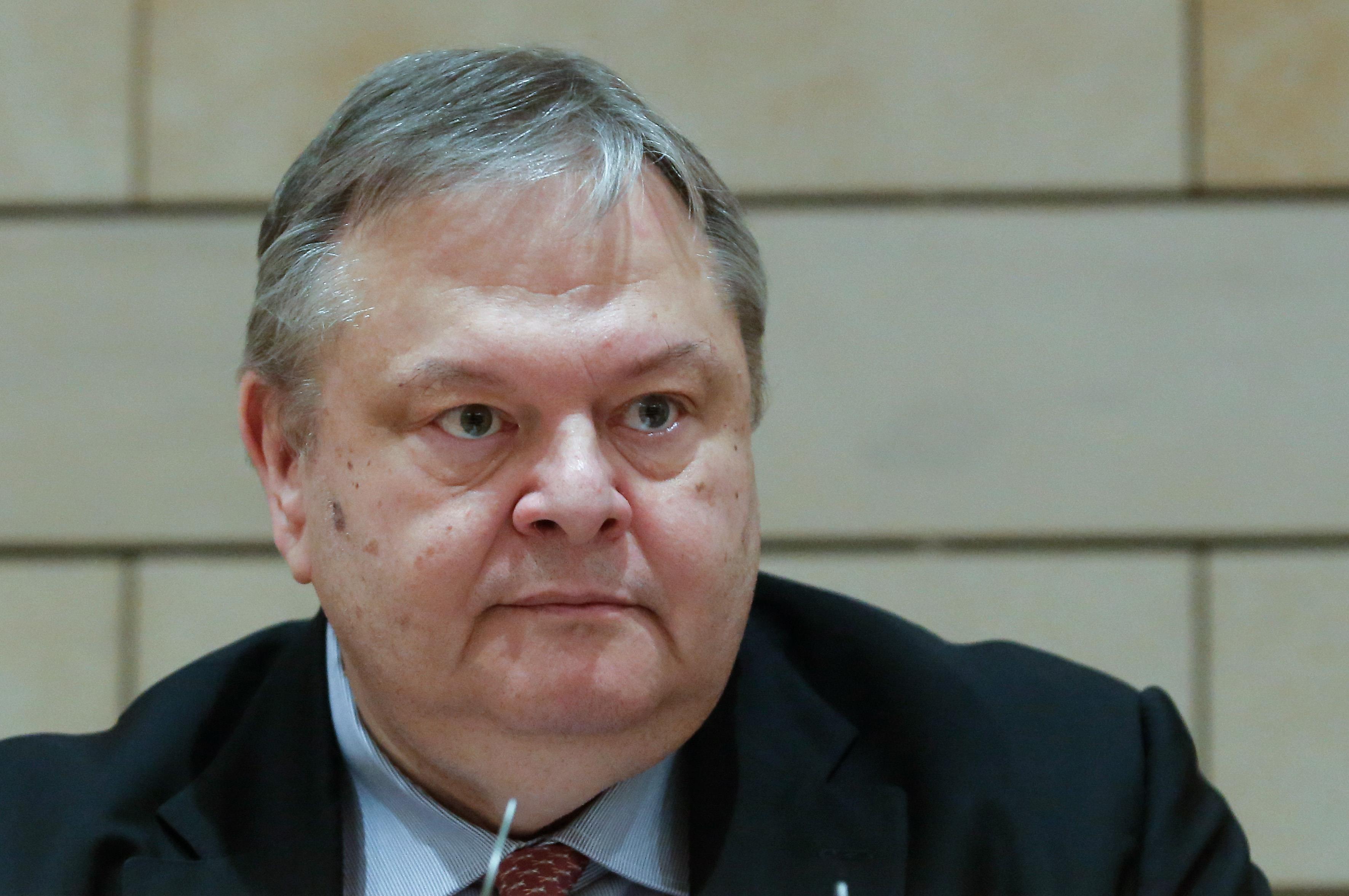 Βενιζέλος: «Επαπειλούμενη οπισθοχώρηση» το νομοσχέδιο για τα ΑΕΙ