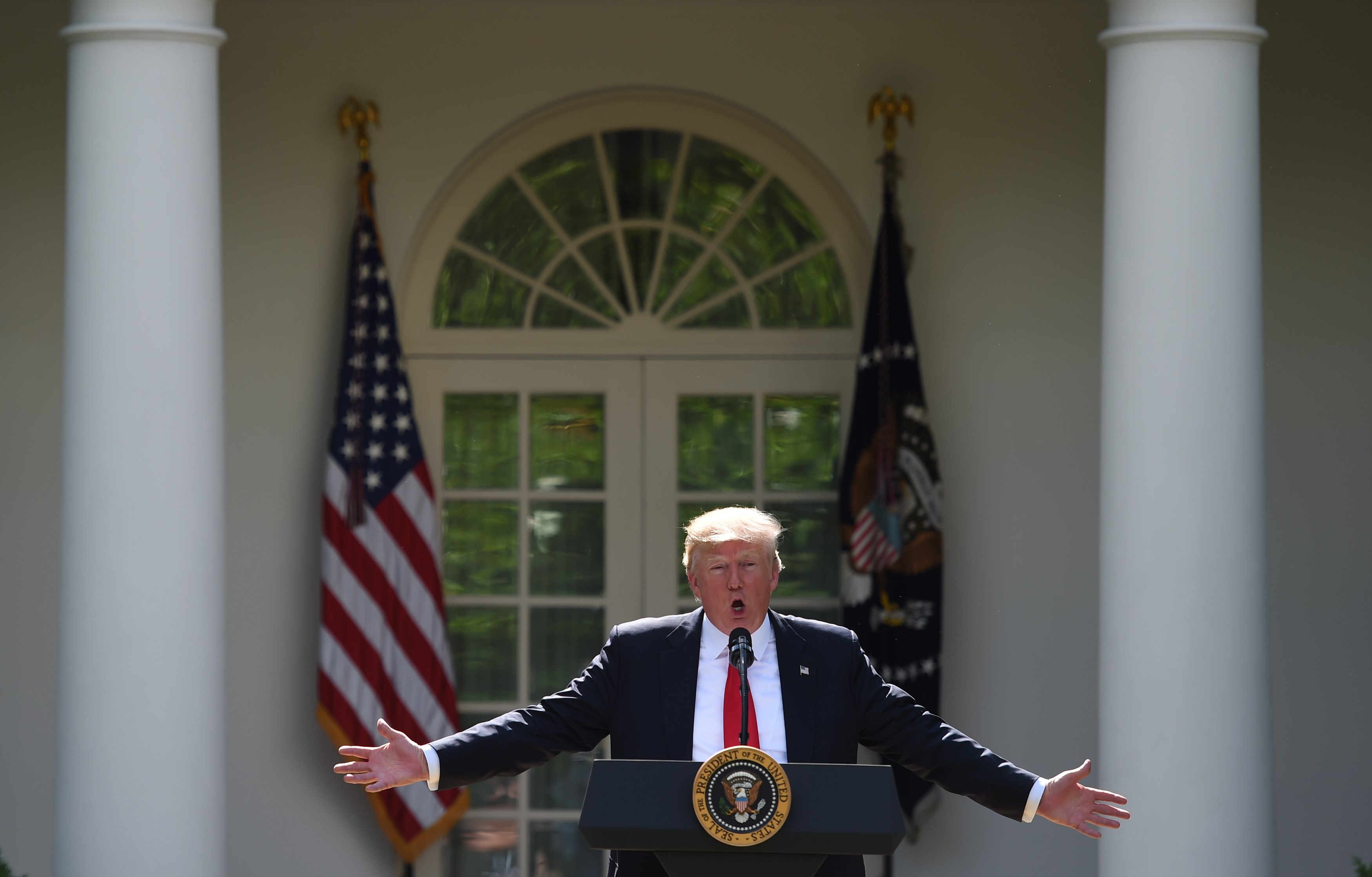 Χωριστές συνομιλίες με τέσσερις ηγέτες είχε ο Τραμπ για το κλίμα