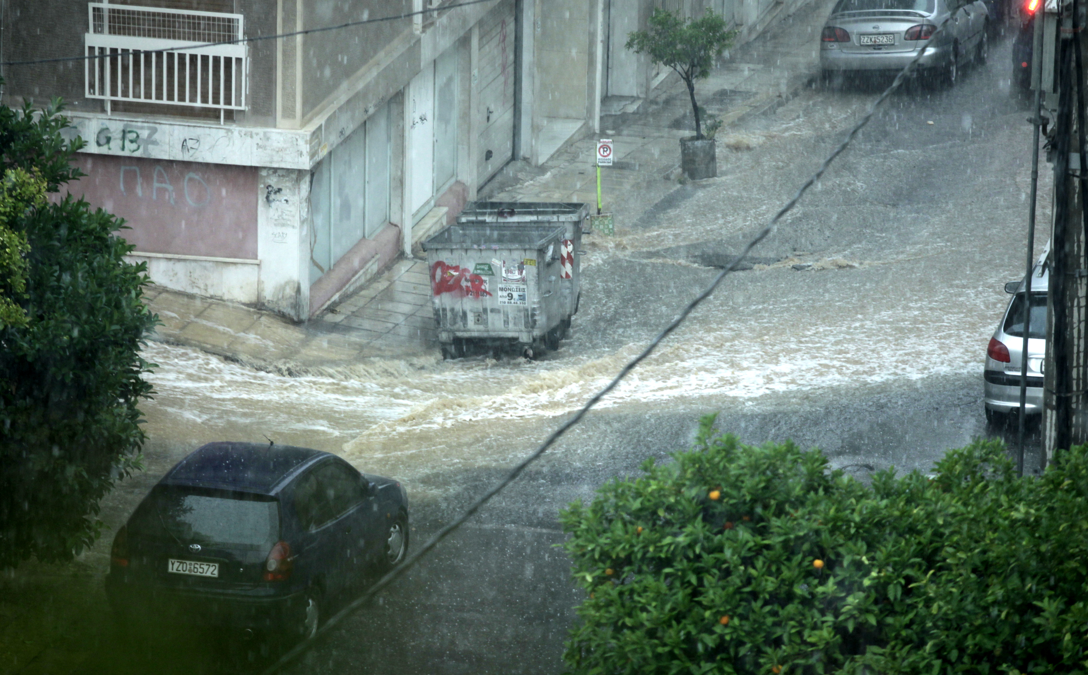 Ισχυρή καταιγίδα στην Αττική
