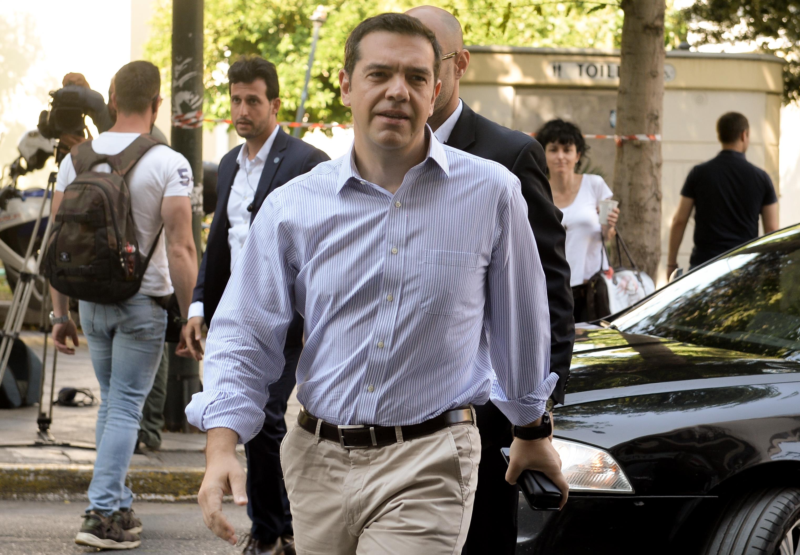 Τσίπρας: Εξαιρετικό το αποτέλεσμα των βρετανικών εκλογών