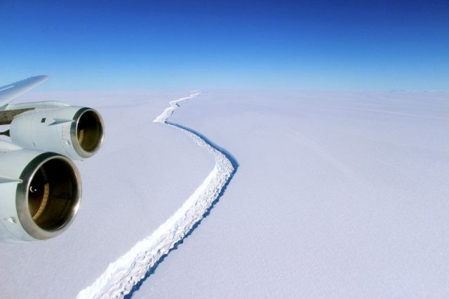 Ανταρκτική: Αντίστροφη μέτρηση για ιστορική κατάρρευση παγετώνα