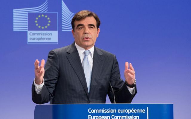 Κομισιόν: Σειρά των εταίρων να φτάσουν σε κοινό έδαφος για το χρέος