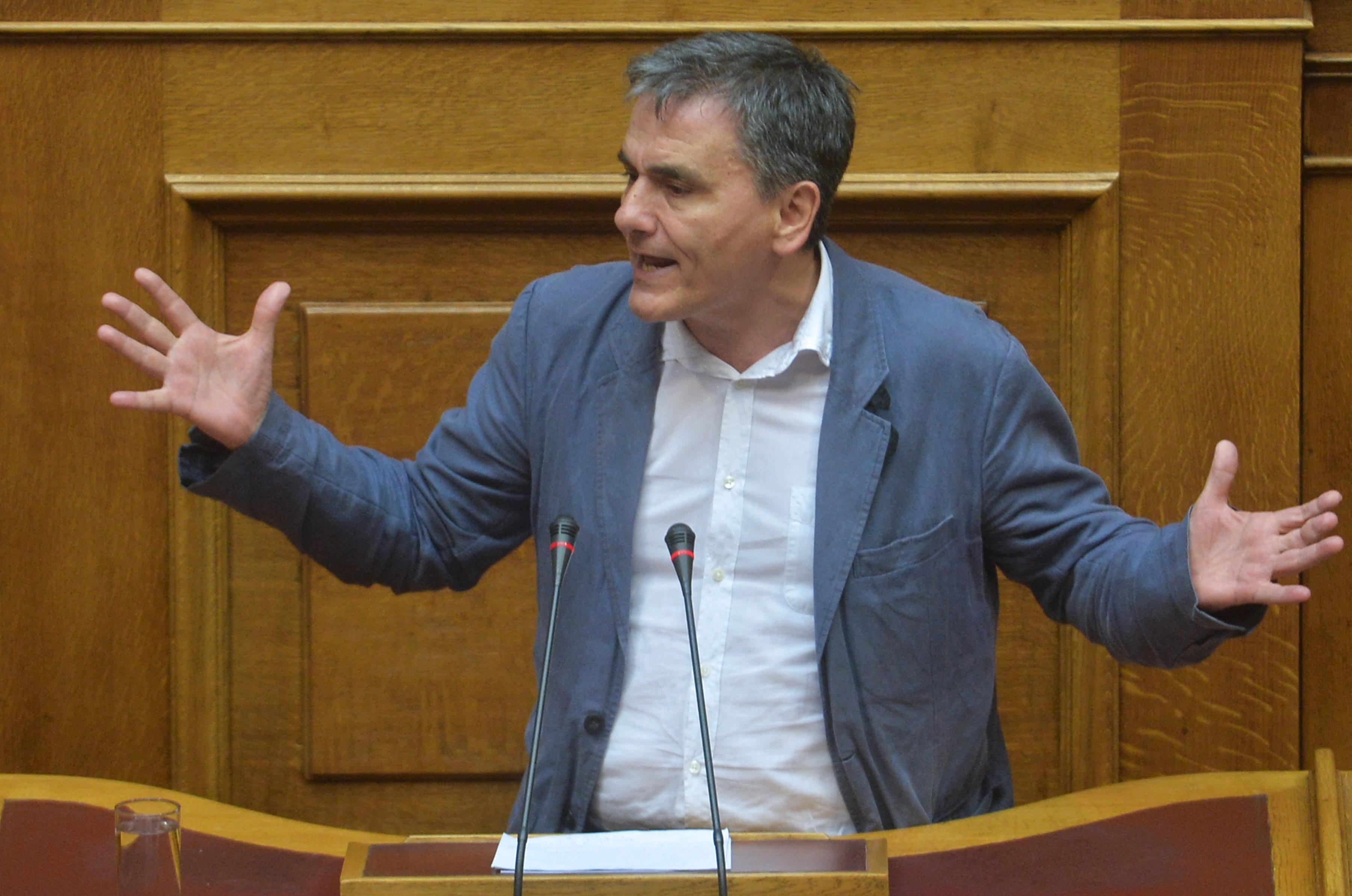 Τσακαλώτος: Στρατηγική της κυβέρνησης είναι να τελειώσουμε με το χρέος