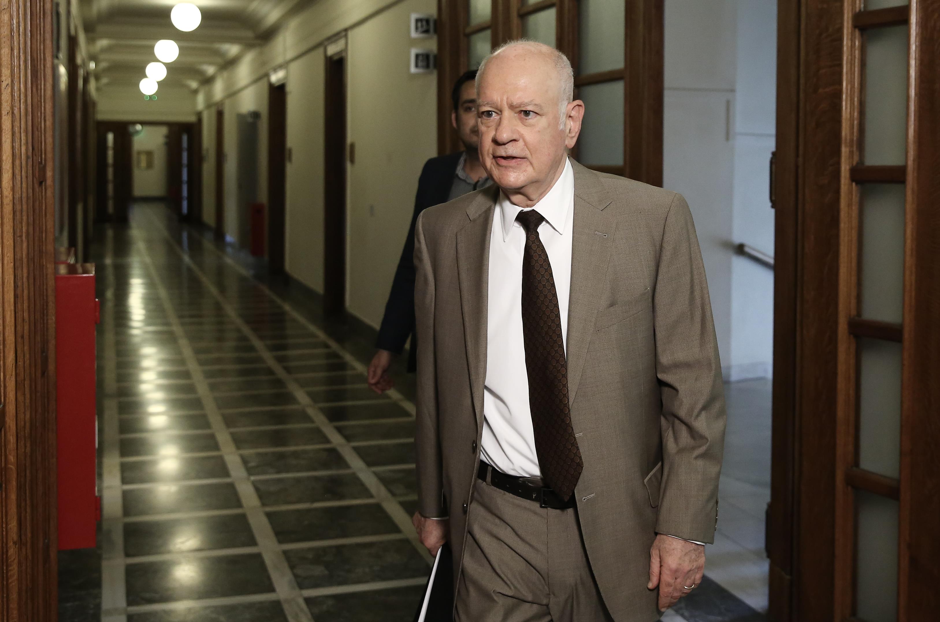 Παπαδημητρίου: Έξοδος στις αγορές φέτος ή το 2018 ακόμα και χωρίς QE