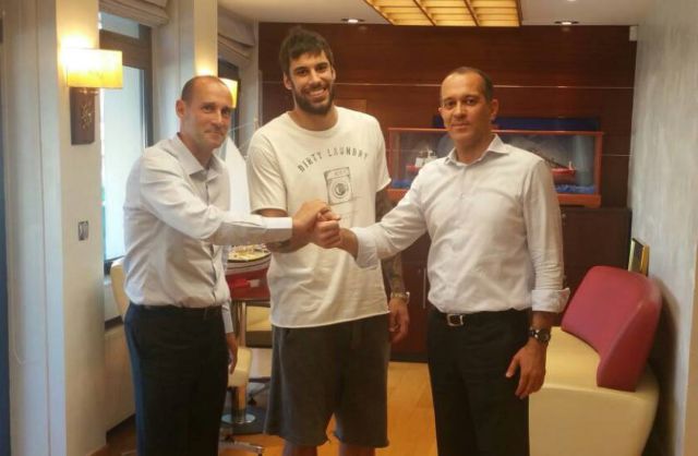 Για άλλα τρία χρόνια στο λιμάνι της καρδιάς του ο Πρίντεζης