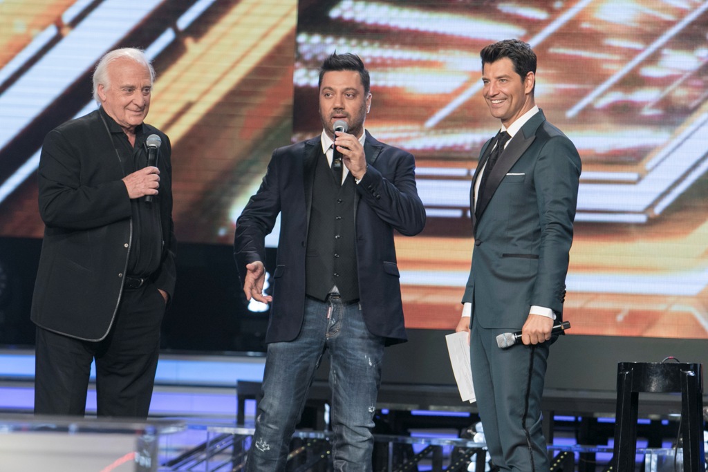 Με δέκα διαγωνιζόμενους και guest τον Μπο το τρίτο live του «The X Factor 2»