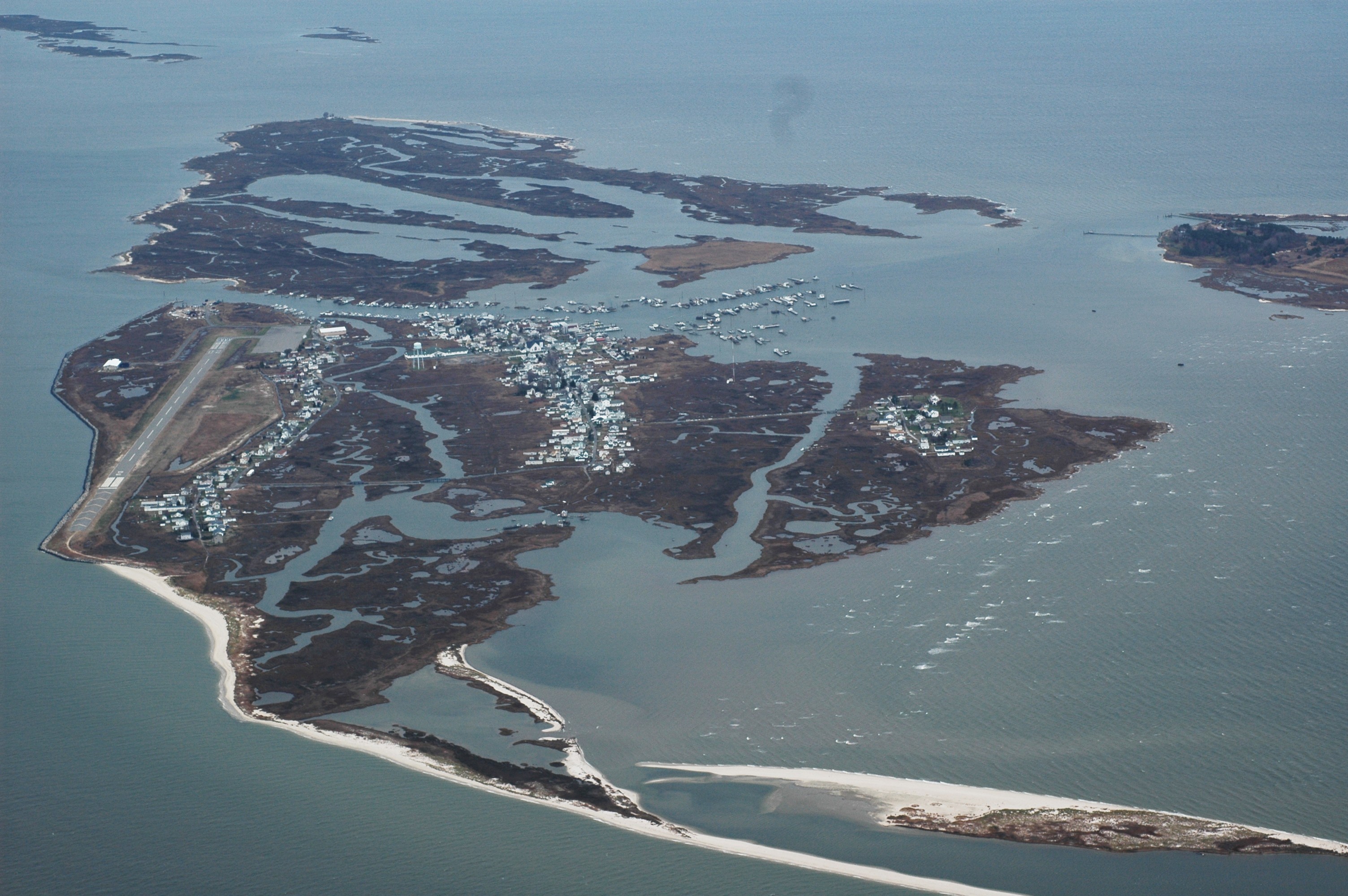 «Μην ανησυχείτε» λέει ο Τραμπ σε νησί που βυθίζεται