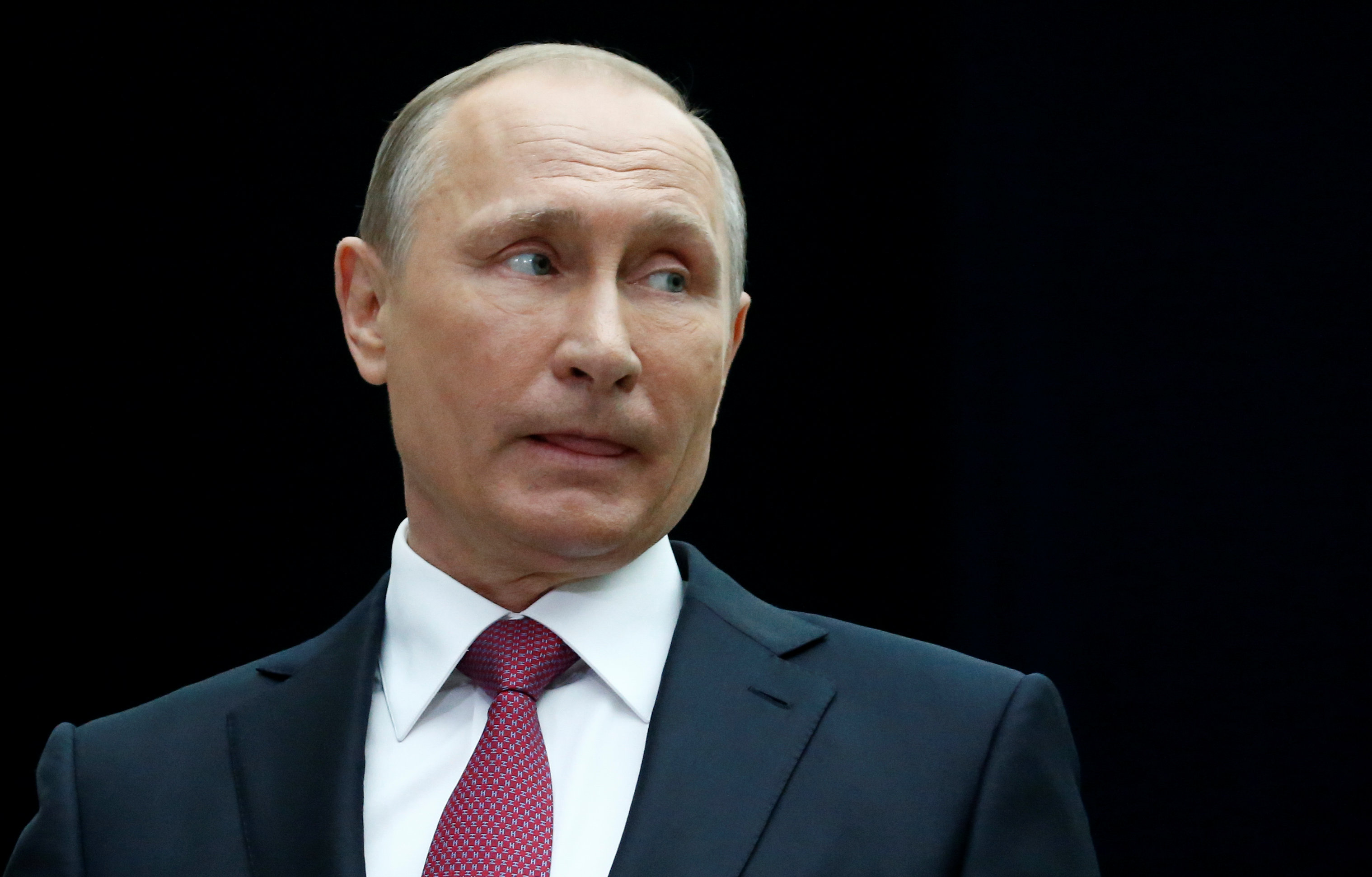 Πούτιν: Νωρίς για αντίμετρα στις νέες αμερικανικές κυρώσεις