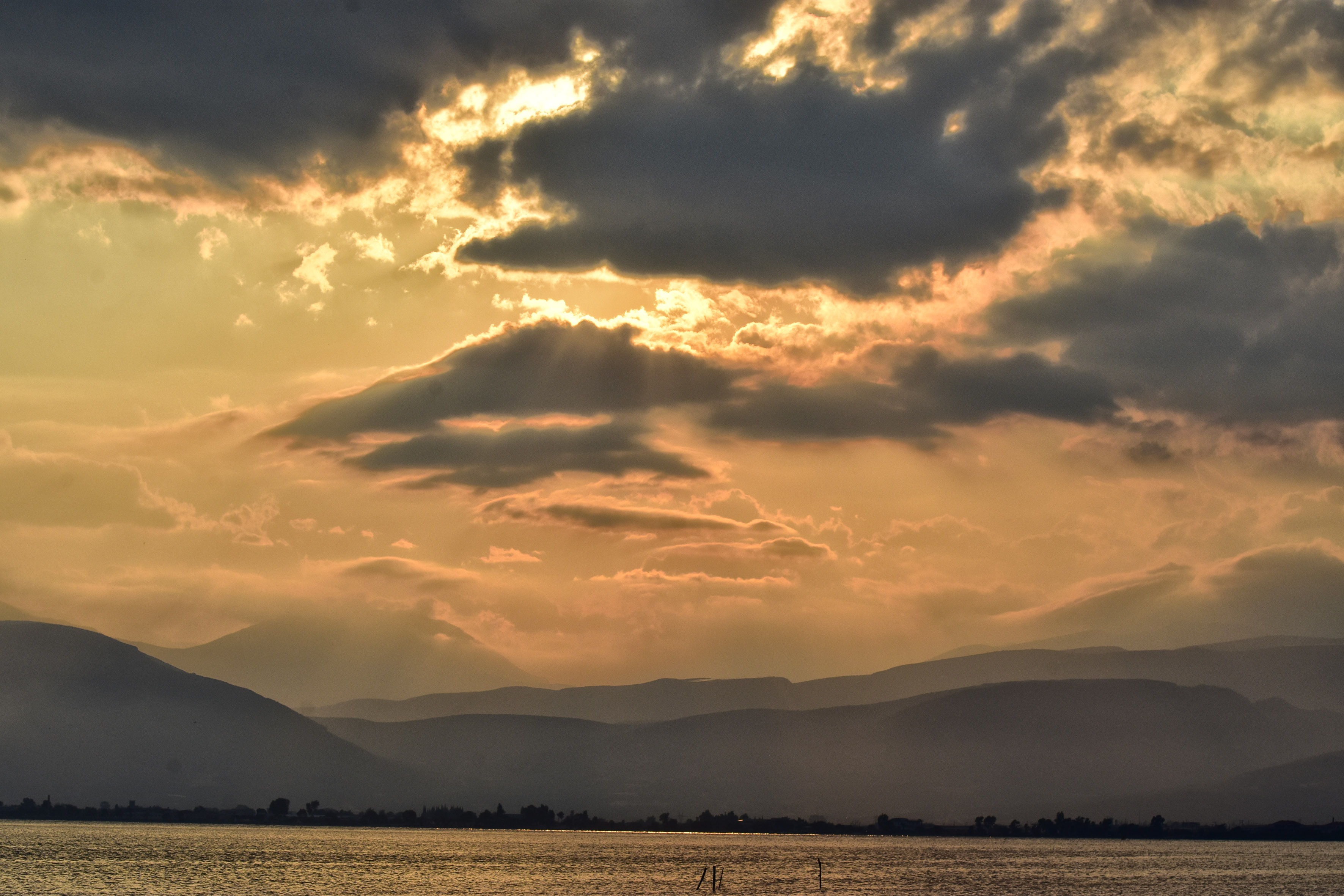 Ανεβαίνει η θερμοκρασία από την Τρίτη