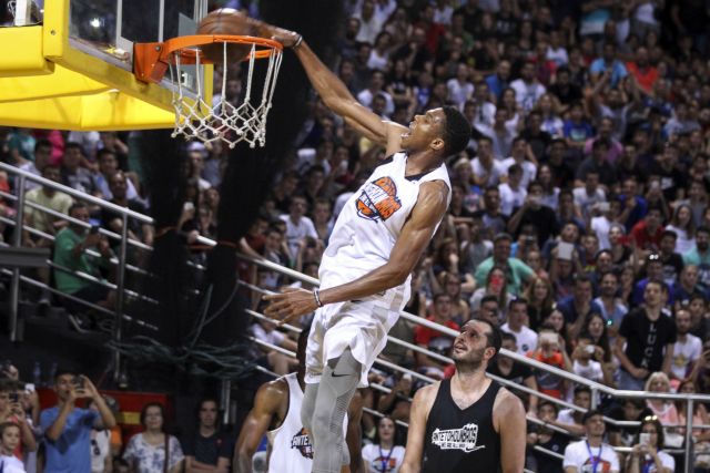 Απόλαυσαν μπάσκετ στη γιορτή των αδελφών Αντετοκούνμπο