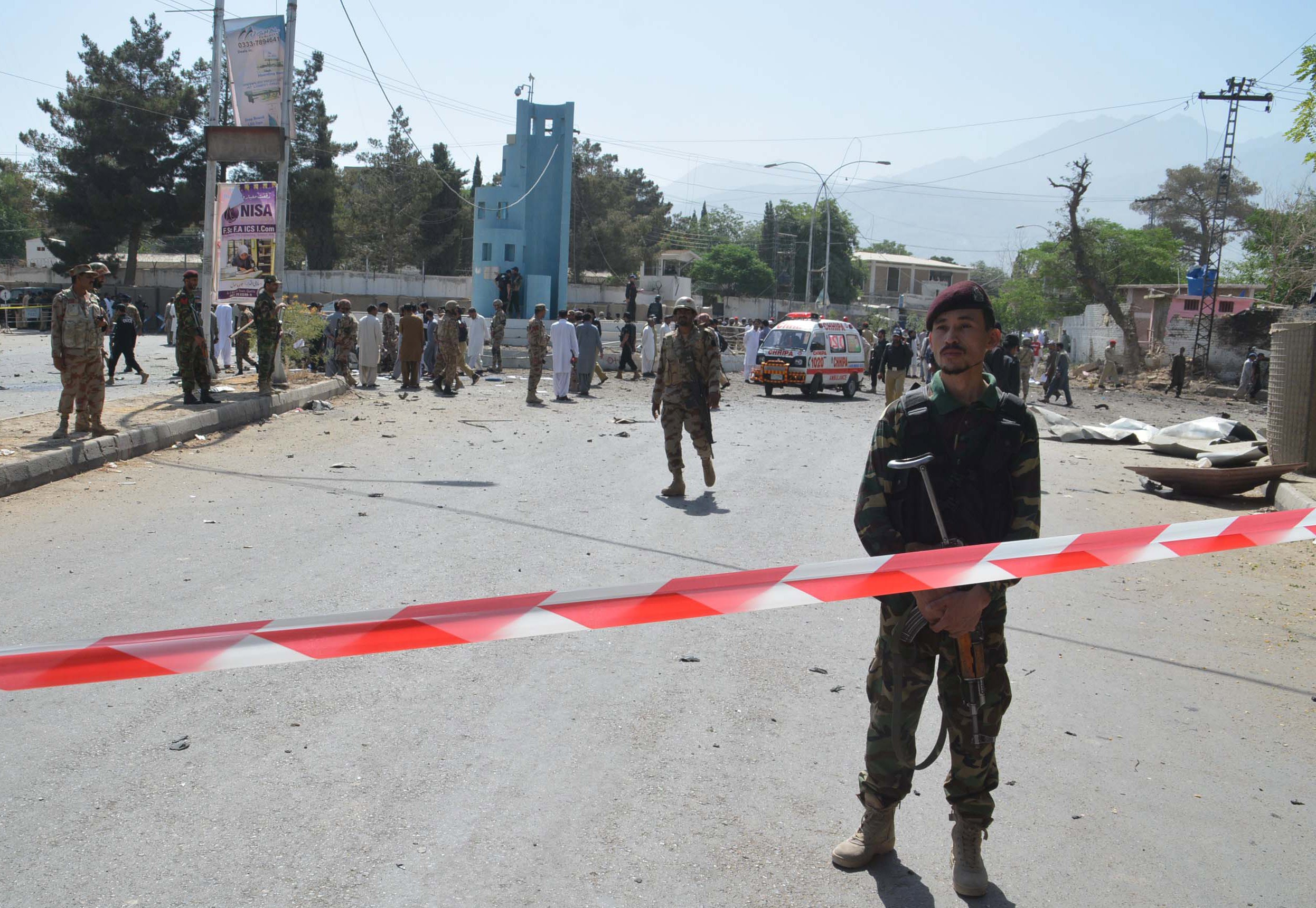 Έξι παιδιά σκοτώθηκαν από εκρηκτικό μηχανισμό που πέρασαν για παιχνίδι