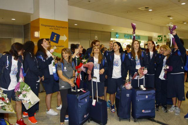 Υποδοχή στο «Ελ.Βενιζέλος» για την Εθνική που ξεπέρασε τον εαυτό της