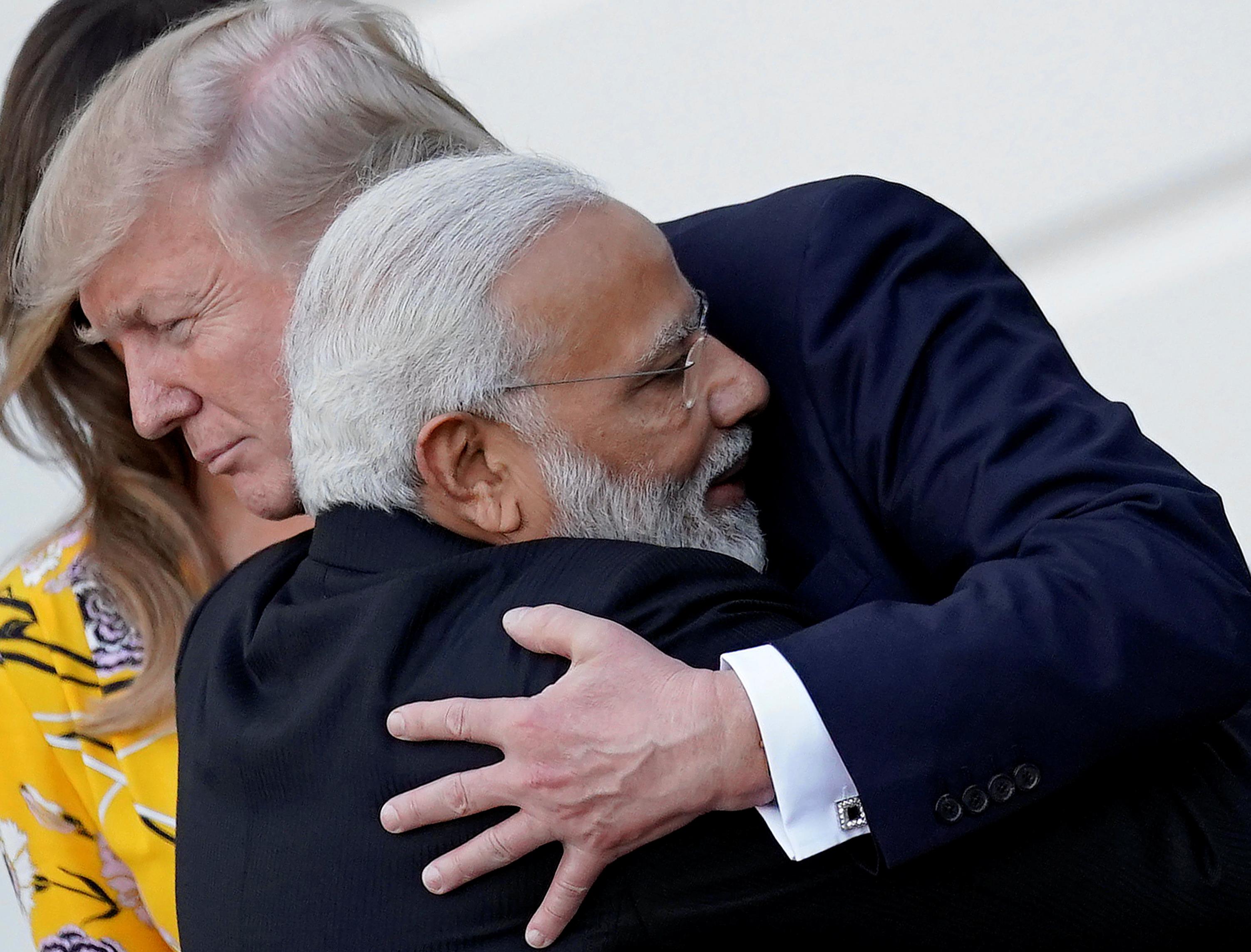 Οι πολιτικοί που έγιναν βασιλιάδες του Twitter