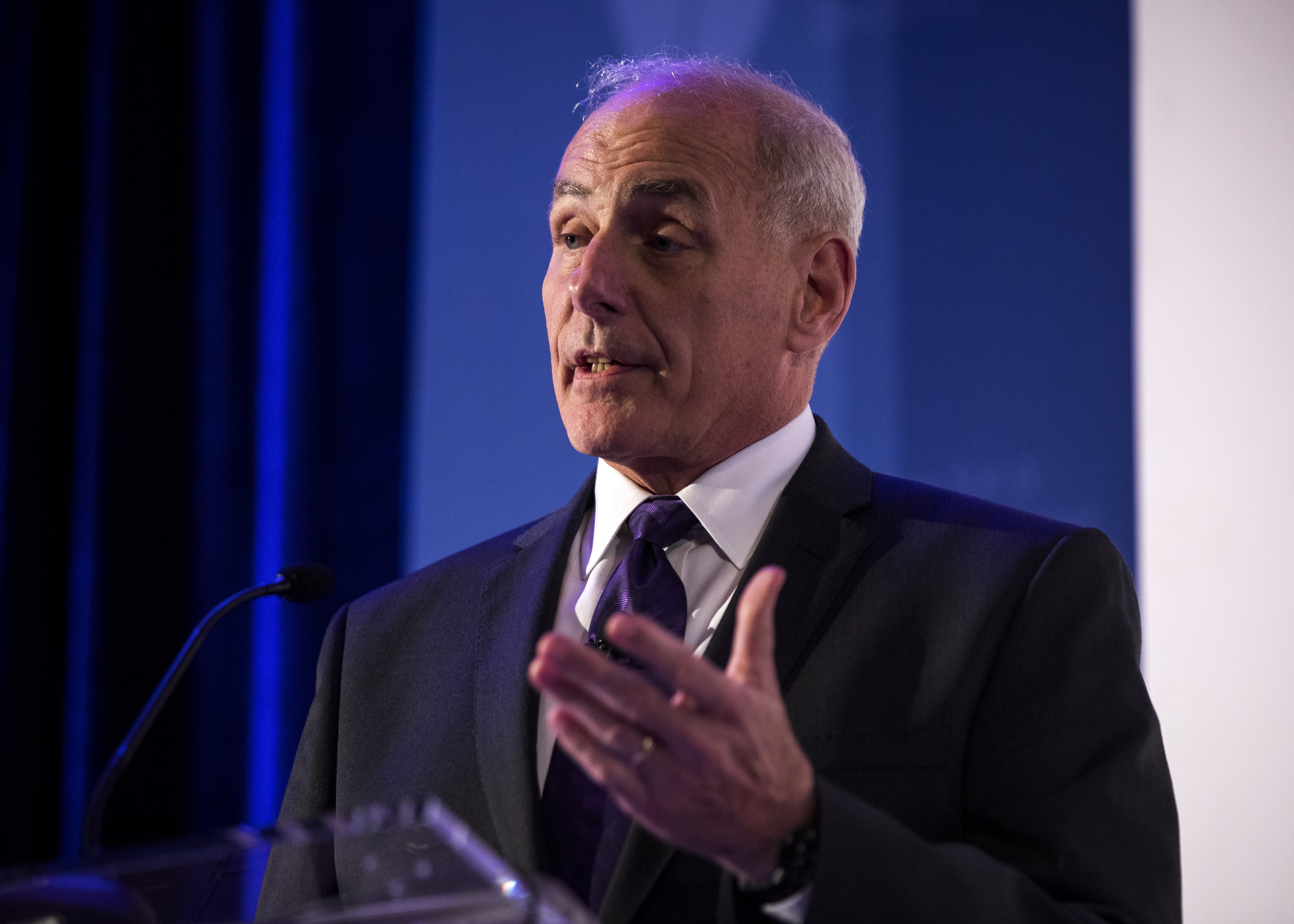 Νέα, αυστηρότερα μέτρα ασφαλείας στις πτήσεις επιβάλλει η Ουάσινγκτον