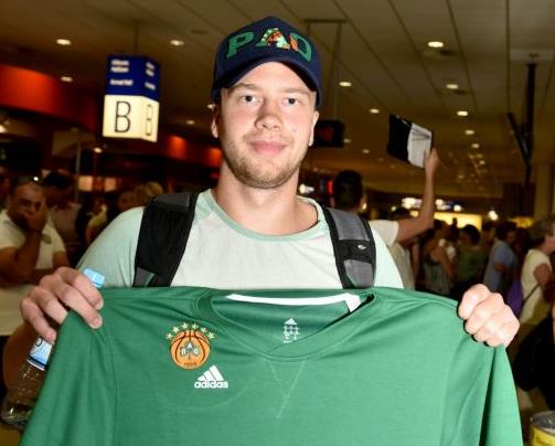 «Ανυπομονώ να παίξω στον ΠΑΟ» είπε ο Λεκαβίτσιους