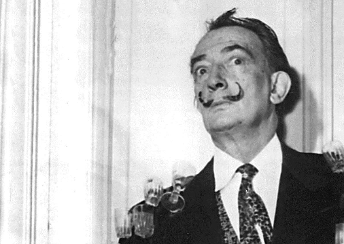 Τρεις δεκαετίες στο φέρετρο, το μουστάκι του Νταλί ήταν… ανέπαφο