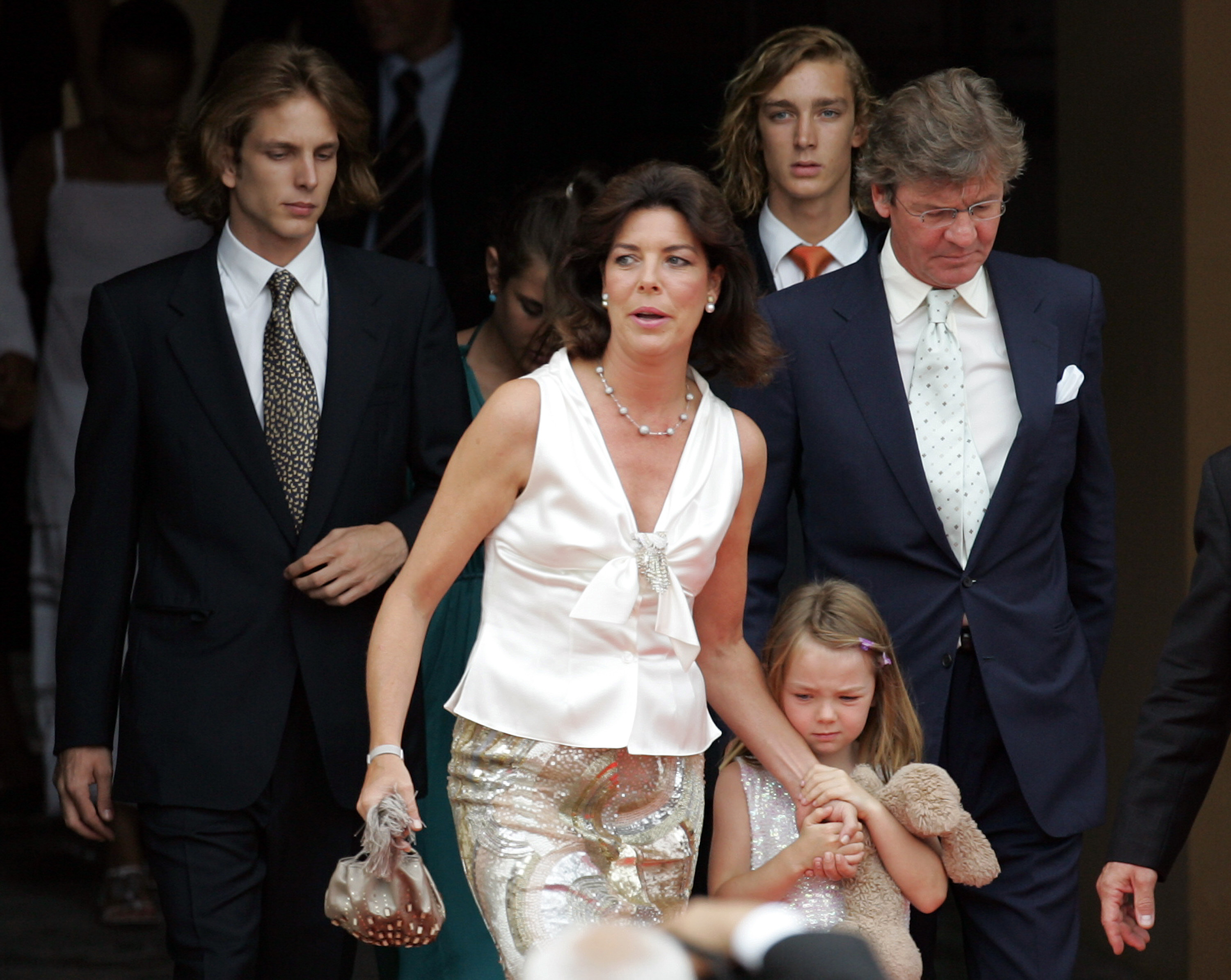 Ο γιος του πρίγκιπα Ερνέστου του Αννόβερου παντρεύεται ρωσίδα σχεδιάστρια