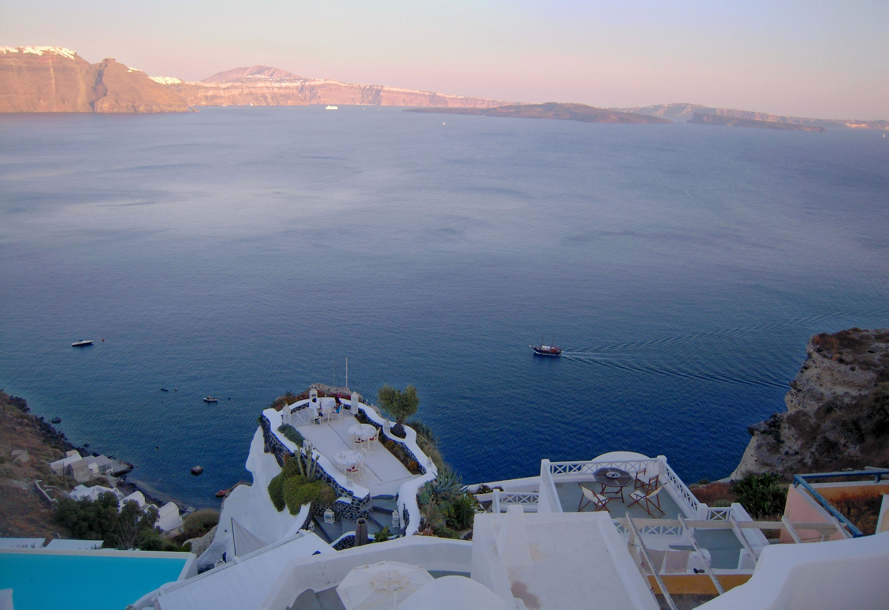 Telegraph: Τα 19 καλύτερα νησιά της Ελλάδας