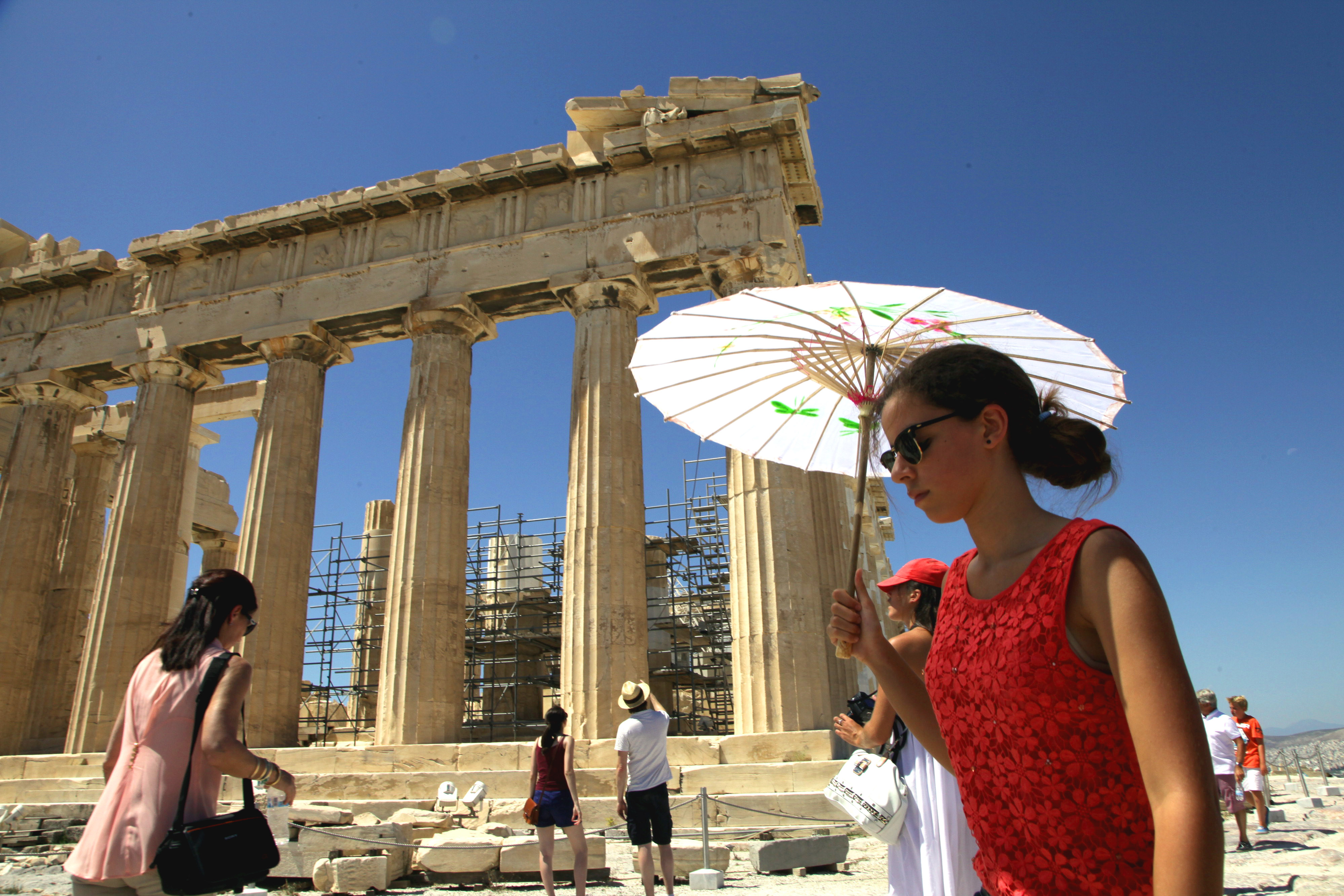 Τους 38 βαθμούς φτάνει ο υδράργυρος, στους 40C την Τρίτη