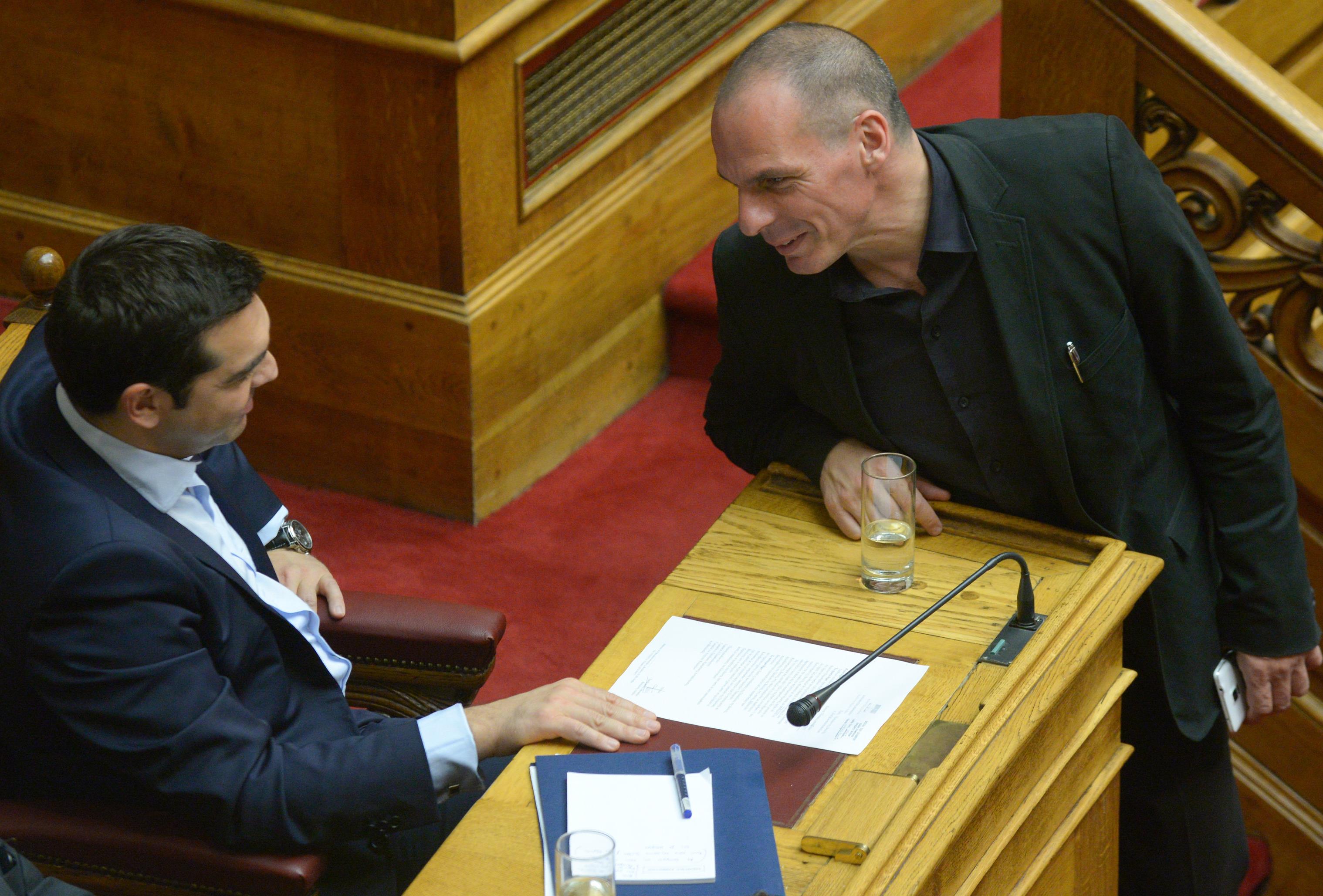 Βαρουφάκης: Ο Τσίπρας συζητούσε υπό όρους το Grexit του Σόιμπλε