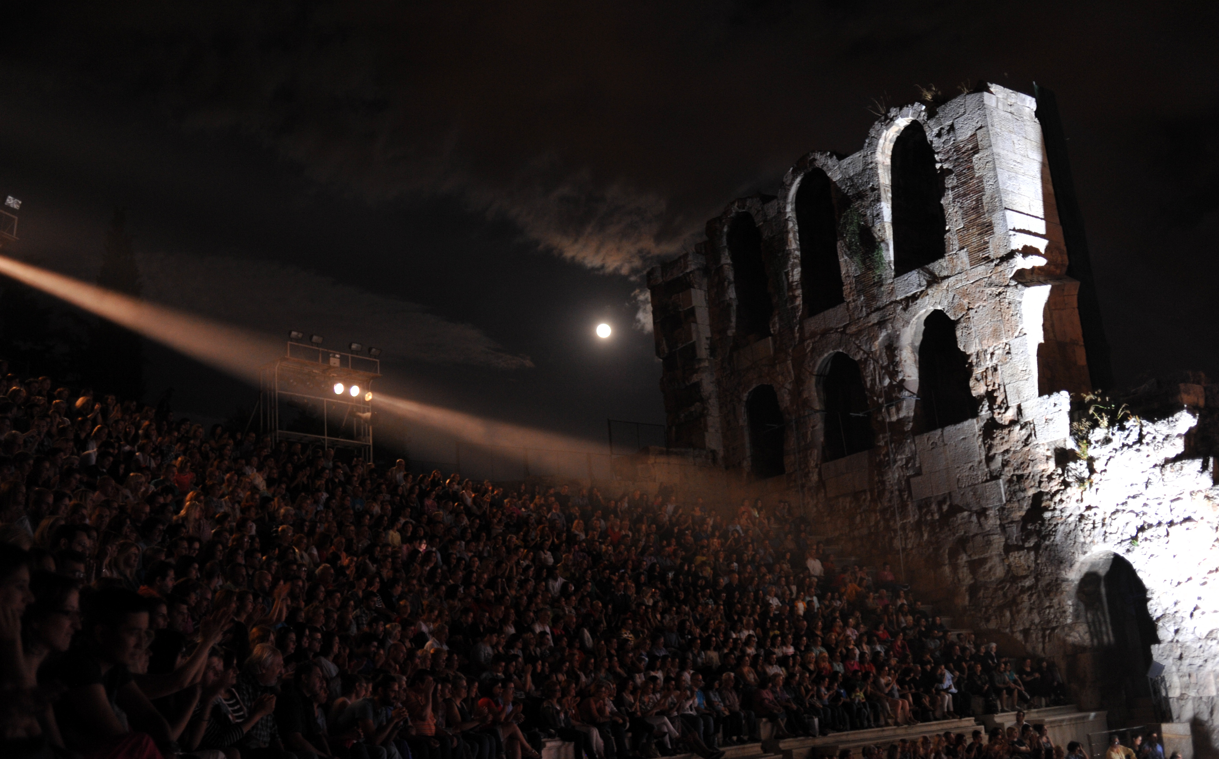 Οι εργαζόμενοι στο Ελληνικό Φεστιβάλ αναβάλλουν τη στάση εργασίας