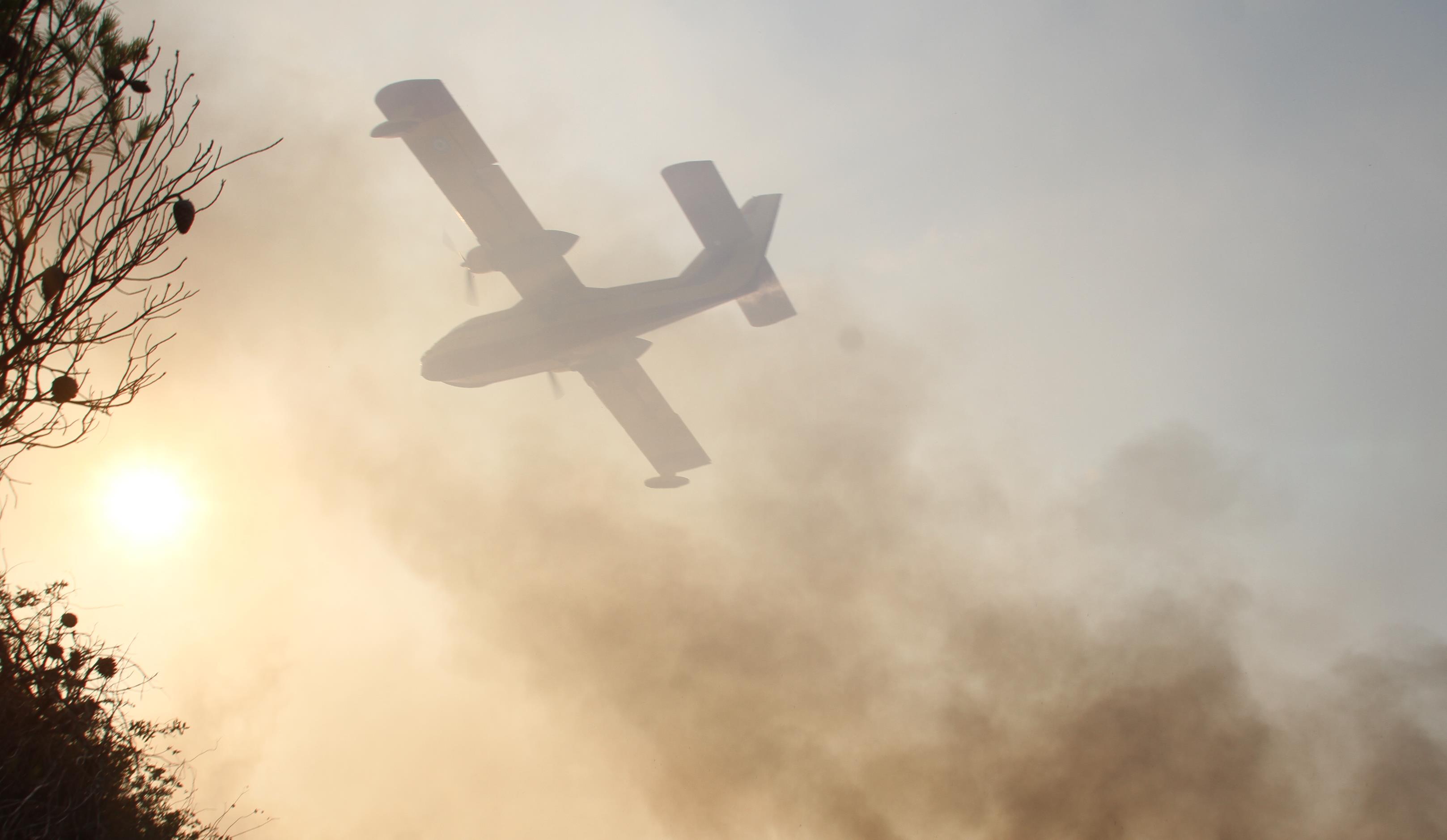 Τεράστια κινητοποίηση για την πυρκαγιά στην Ζάκυνθο