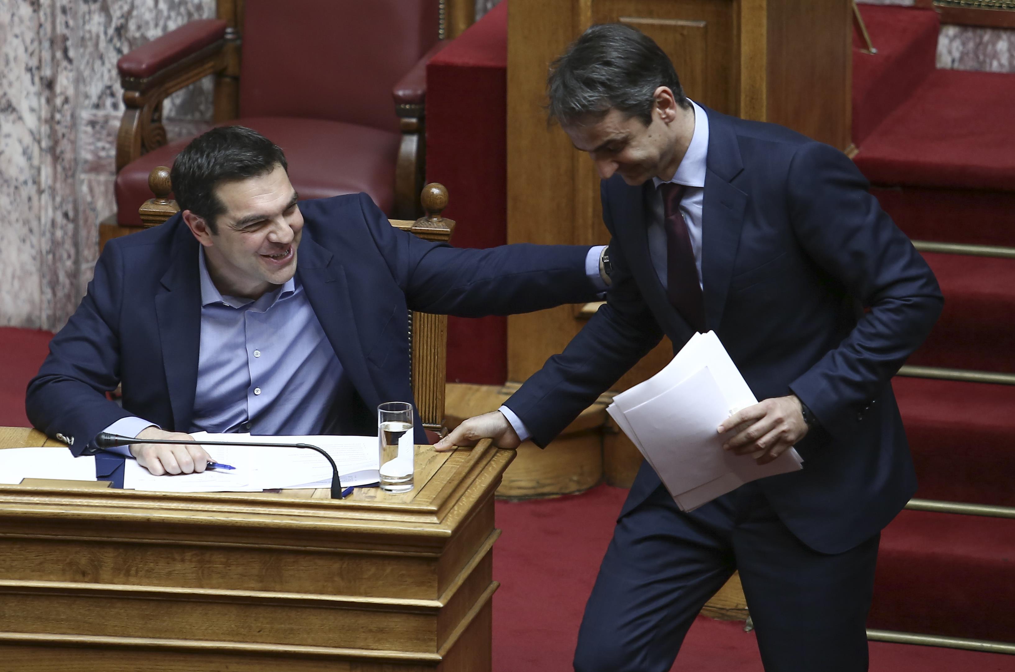 Το δώρο του Μητσοτάκη στον Τσίπρα για τα γενέθλιά του