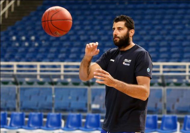 Μπουρούσης: Όσοι είμαστε εδώ, το κάνουμε με την ψυχή μας