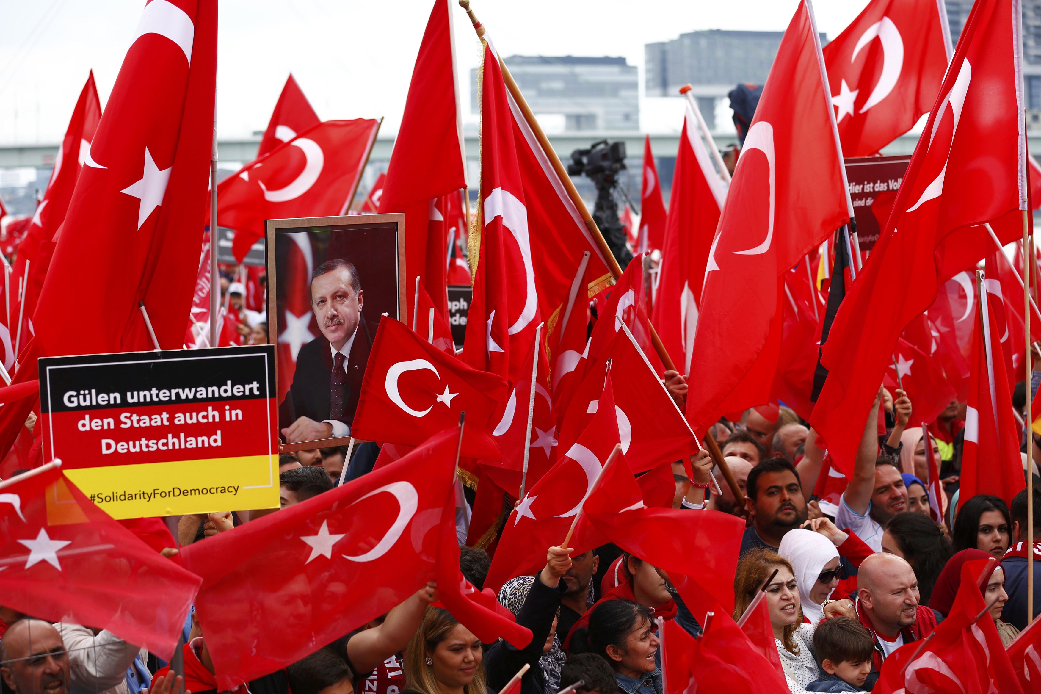 Η ανοικτή κόντρα Γερμανίας – Τουρκίας ρίχνει σκιά σε εξοπλιστικά και επενδύσεις
