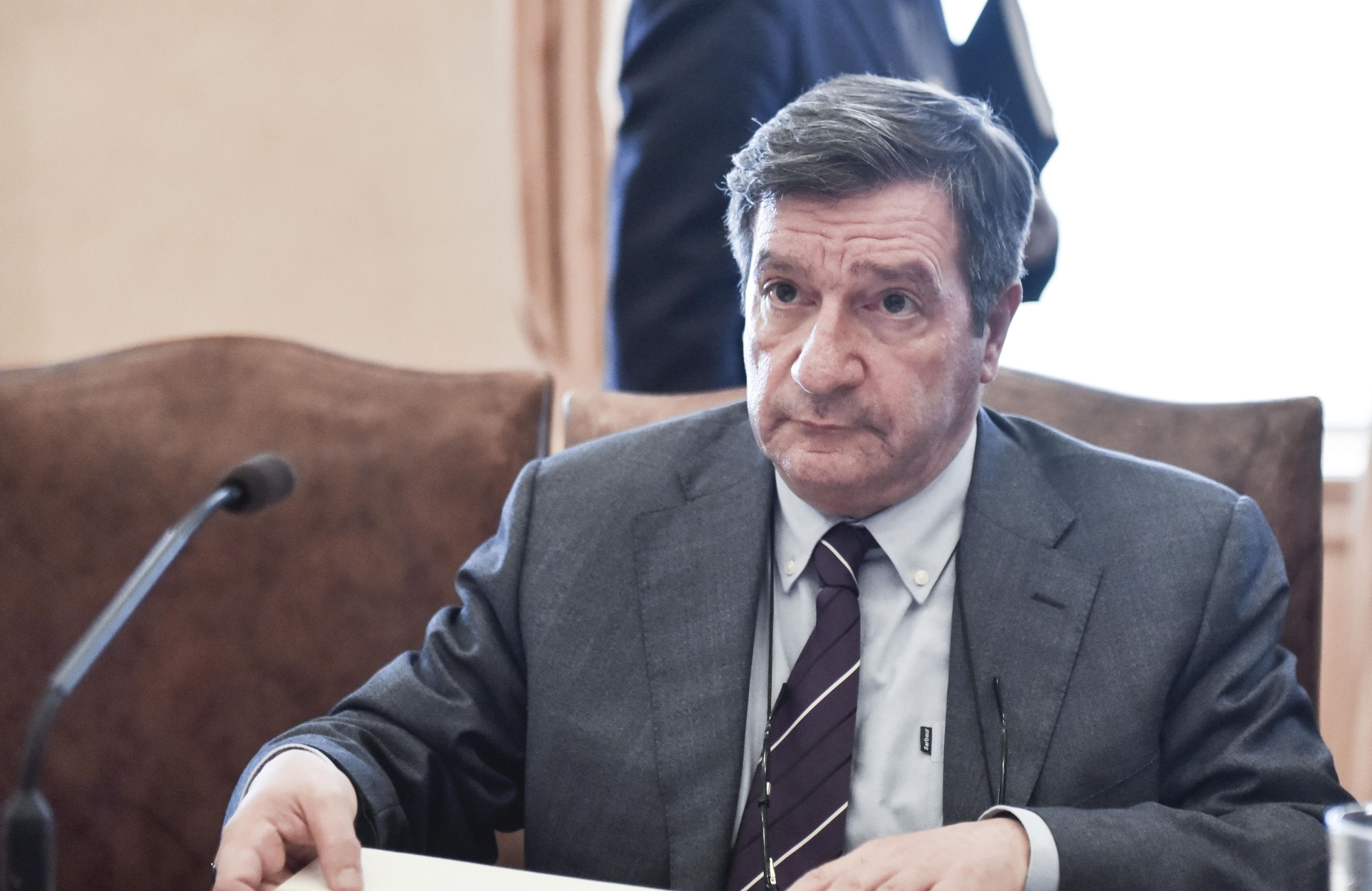 Δήμος Αθηναίων: Να μείνουν εκτός διαγωνισμού αδειών τα δημοτικά ραδιόφωνα