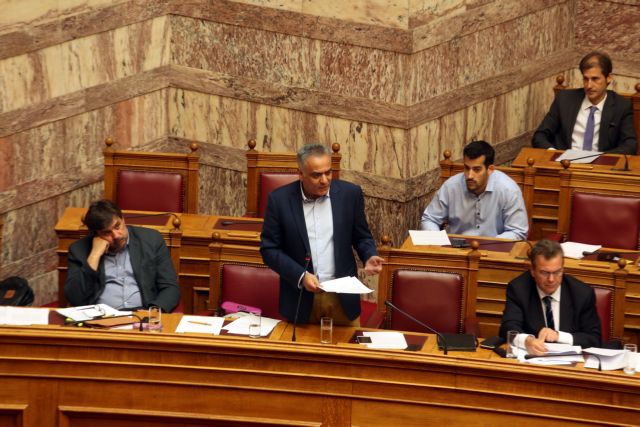 Σκουρλέτης: Το φθινόπωρο η διάταξη για τους συμβασιούχους