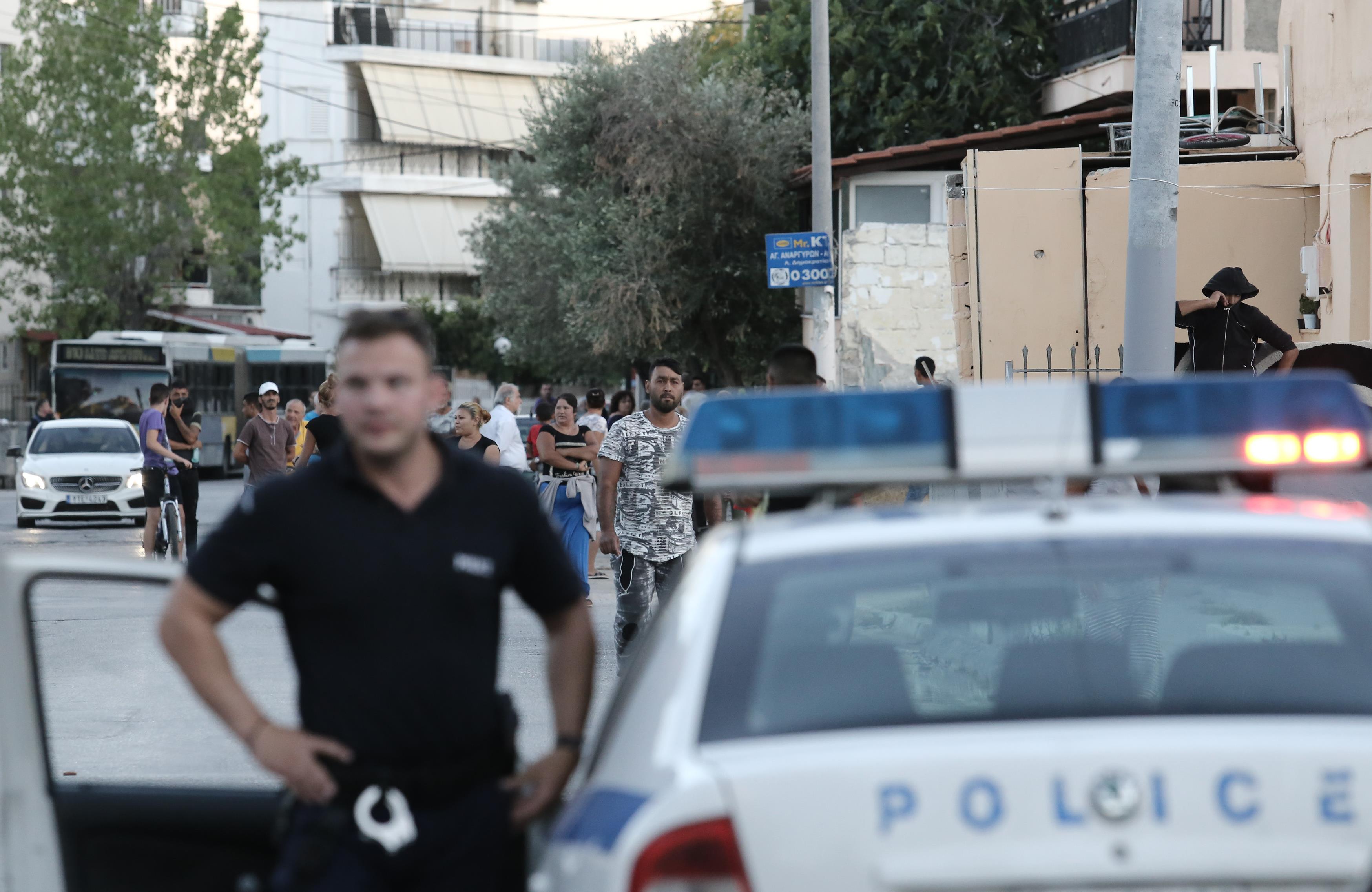 Μεγάλη αστυνομική επιχείρηση με συλλήψεις στο Μενίδι