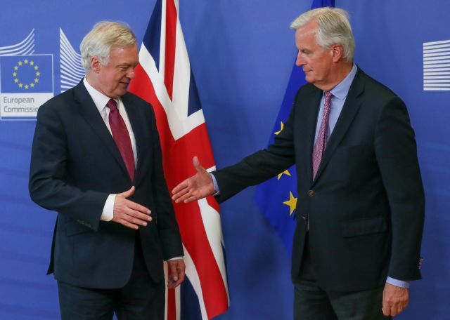 Νέος γύρος «ουσιαστικών» διαπραγματεύσεων για το Brexit