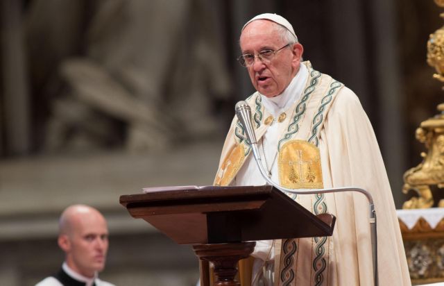 Πού θα διατεθεί η δωρεά του Πάπα για τους σεισμόπληκτους της Λέσβου