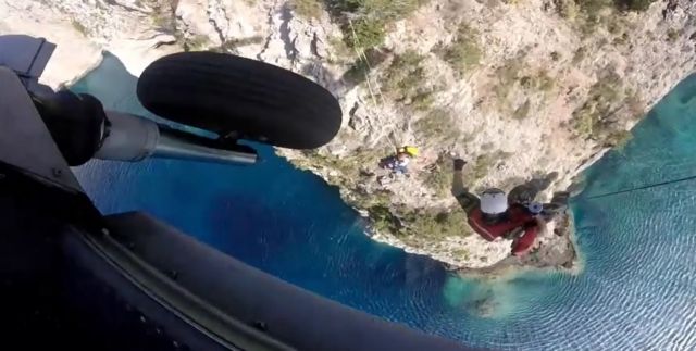 Αερομεταφορά πολυτραυματία ορειβάτη με ελικόπτερο του Πολεμικού Ναυτικού