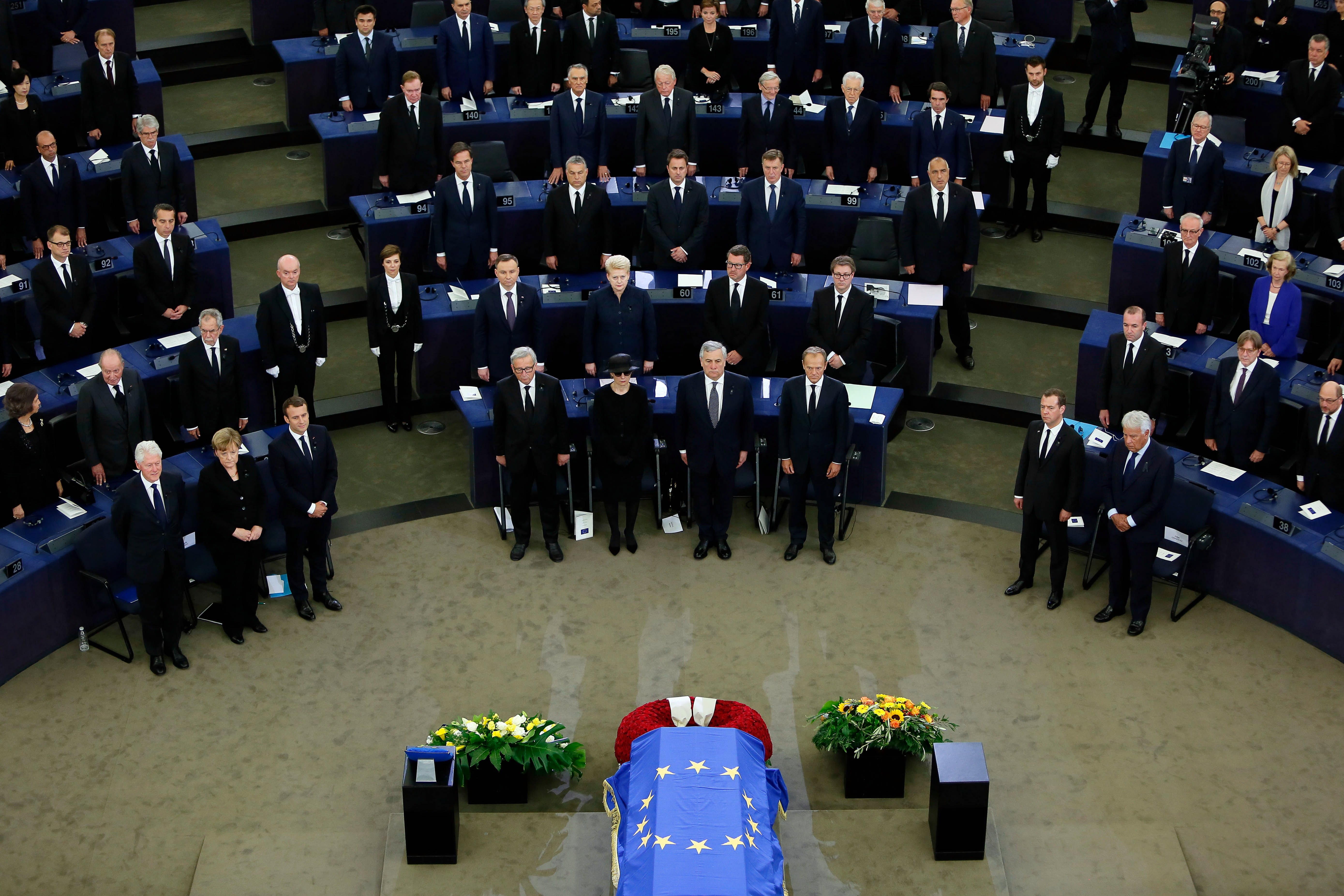 Η Ευρώπη απέτισε φόρο τιμής στον Χέλμουτ Κολ