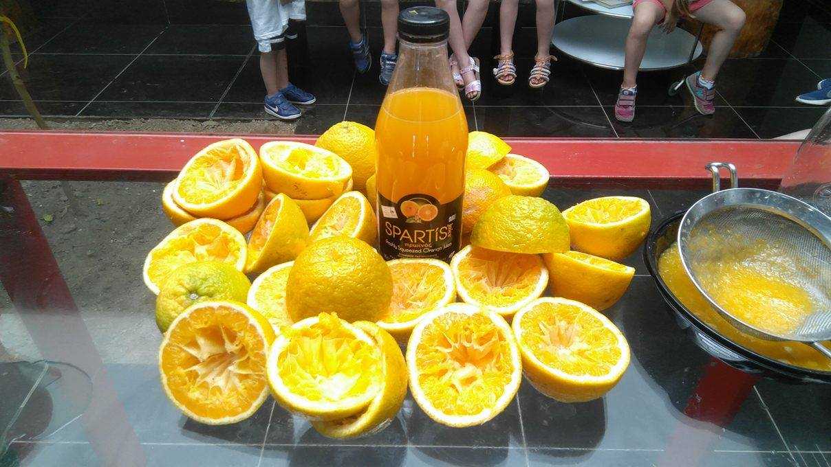 Orange Festival: Aπό τη Λακωνία στην Ανδαλουσία και από εκεί στο Μαϊάμι