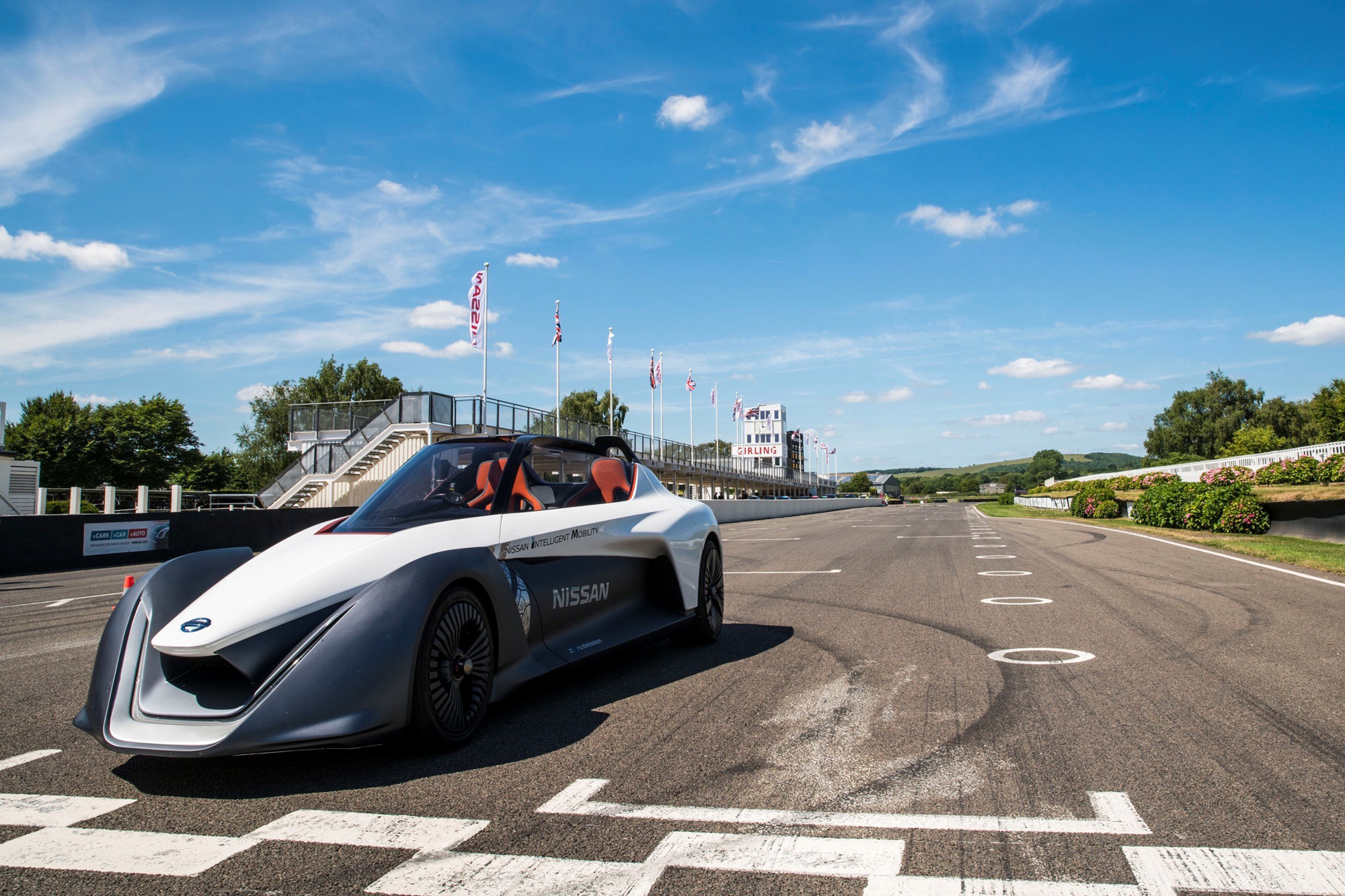 Nissan: 70 χρόνια στην ηλεκτροκίνηση