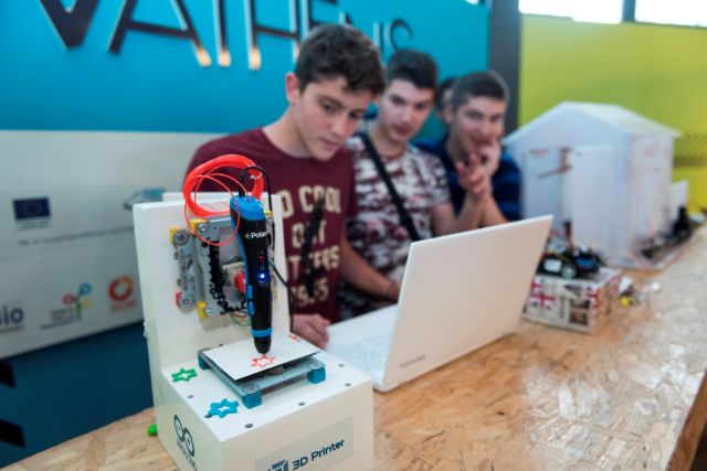 Δημιουργίες μαθητών από το «STEM Empowering Youth» του Ιδρύματος Vodafone