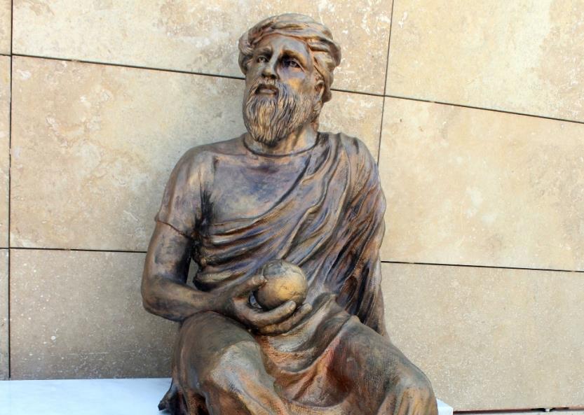 Άγαλμα του Αναξαγόρα ή τούρκου ποιητή; Και τα δύο σε ένα διάλεξε τουρκικός δήμος…