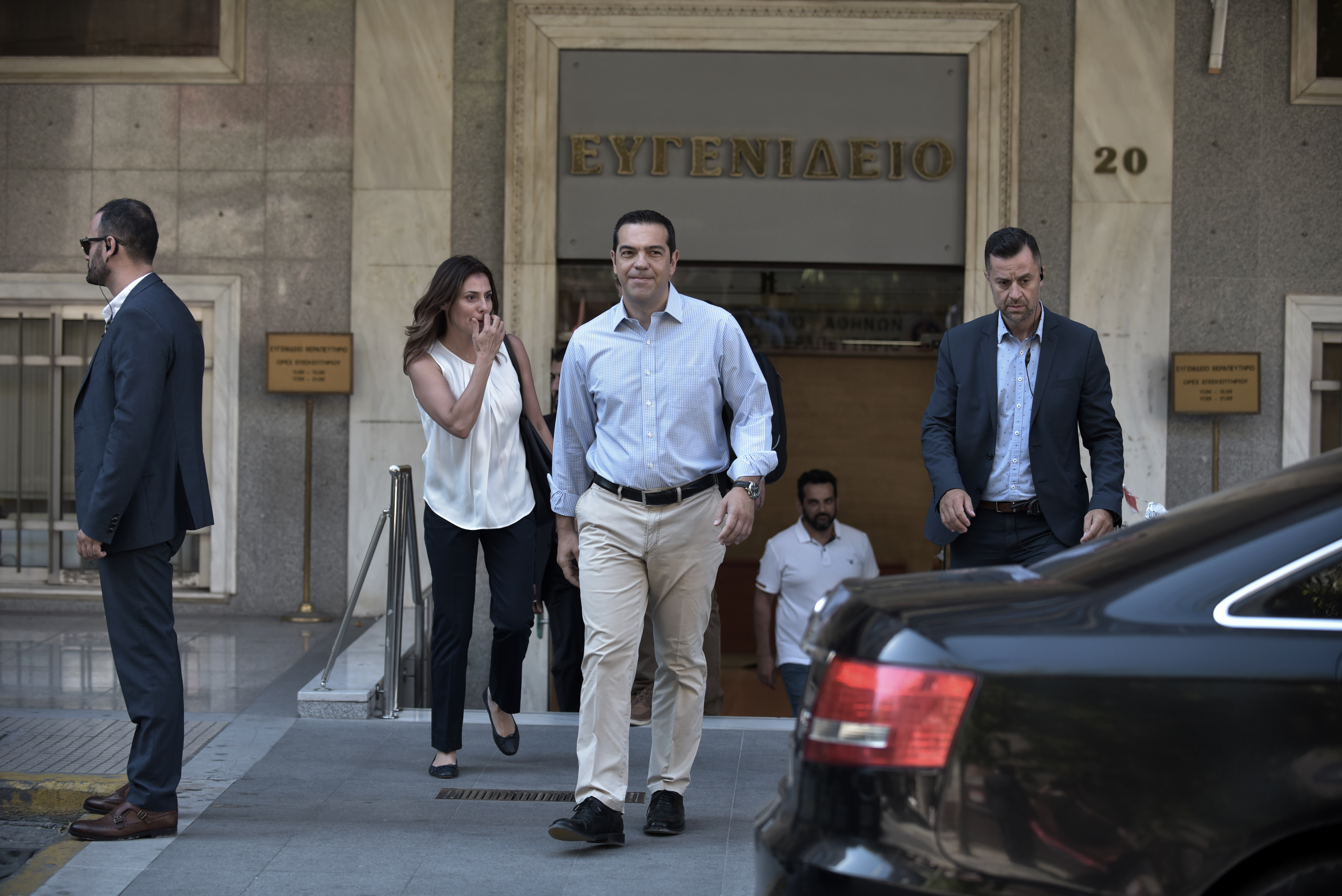 Εξιτήριο από το Ευγενίδειο για τον Αλ.Τσίπρα και ευχαριστίες