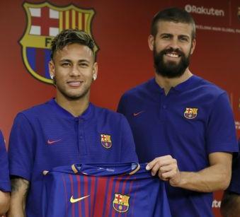 Ο Πικέ αποκάλυψε ότι ο Νεϊμάρ μένει στην «Μπάρτσα»