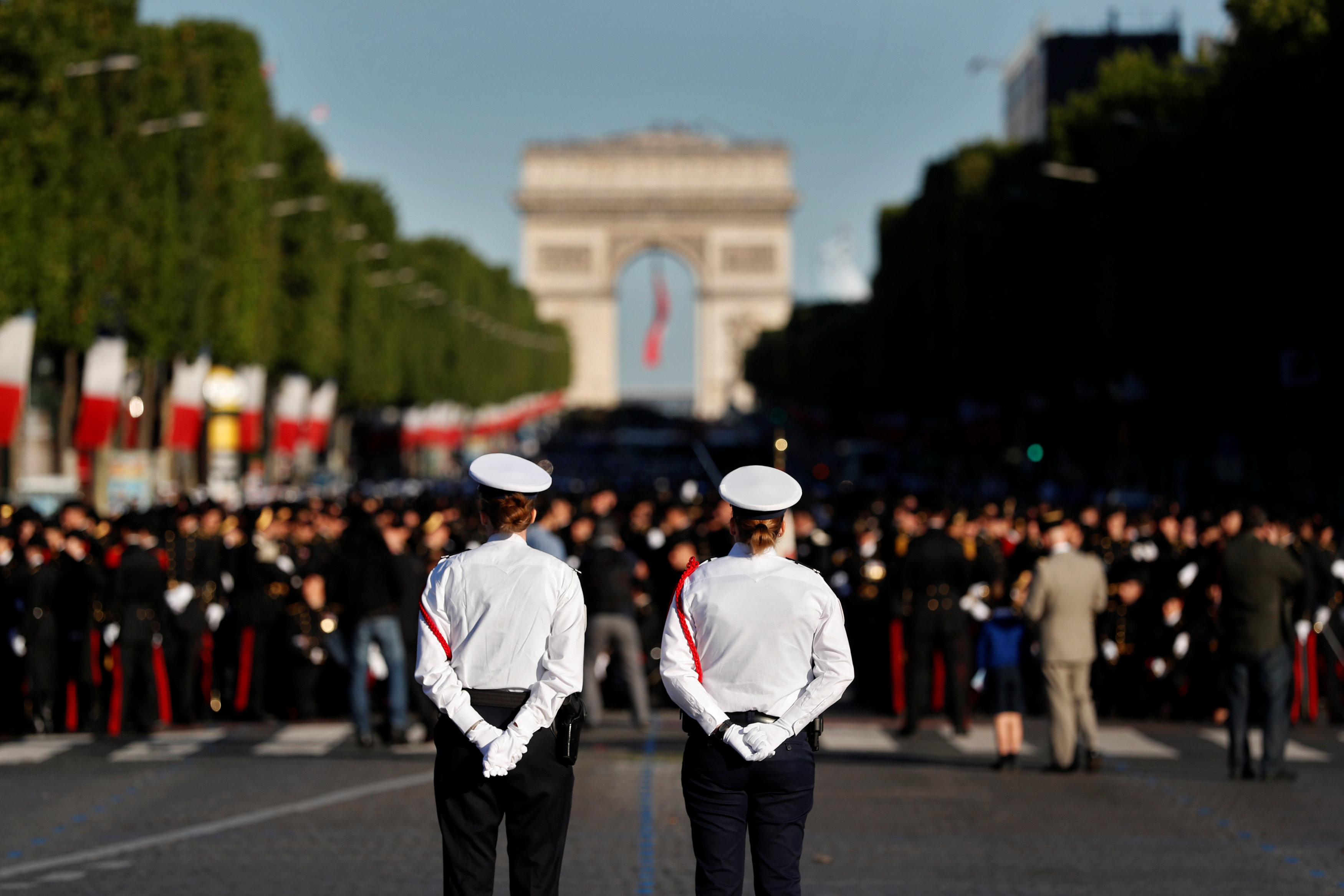 Στη σκιά της τρομοκρατικής επίθεσης στη Νίκαια οι εορτασμοί για την 14η Ιουλίου
