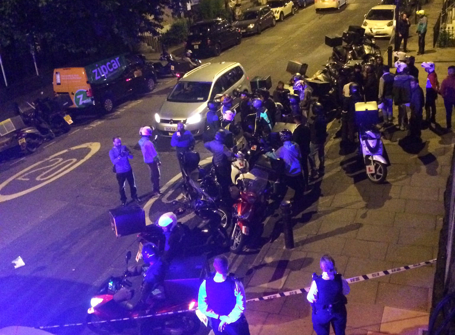 Λονδίνο: Πέντε επίθεσεις με οξύ σε μία νύχτα – Συνελήφθησαν δύο έφηβοι