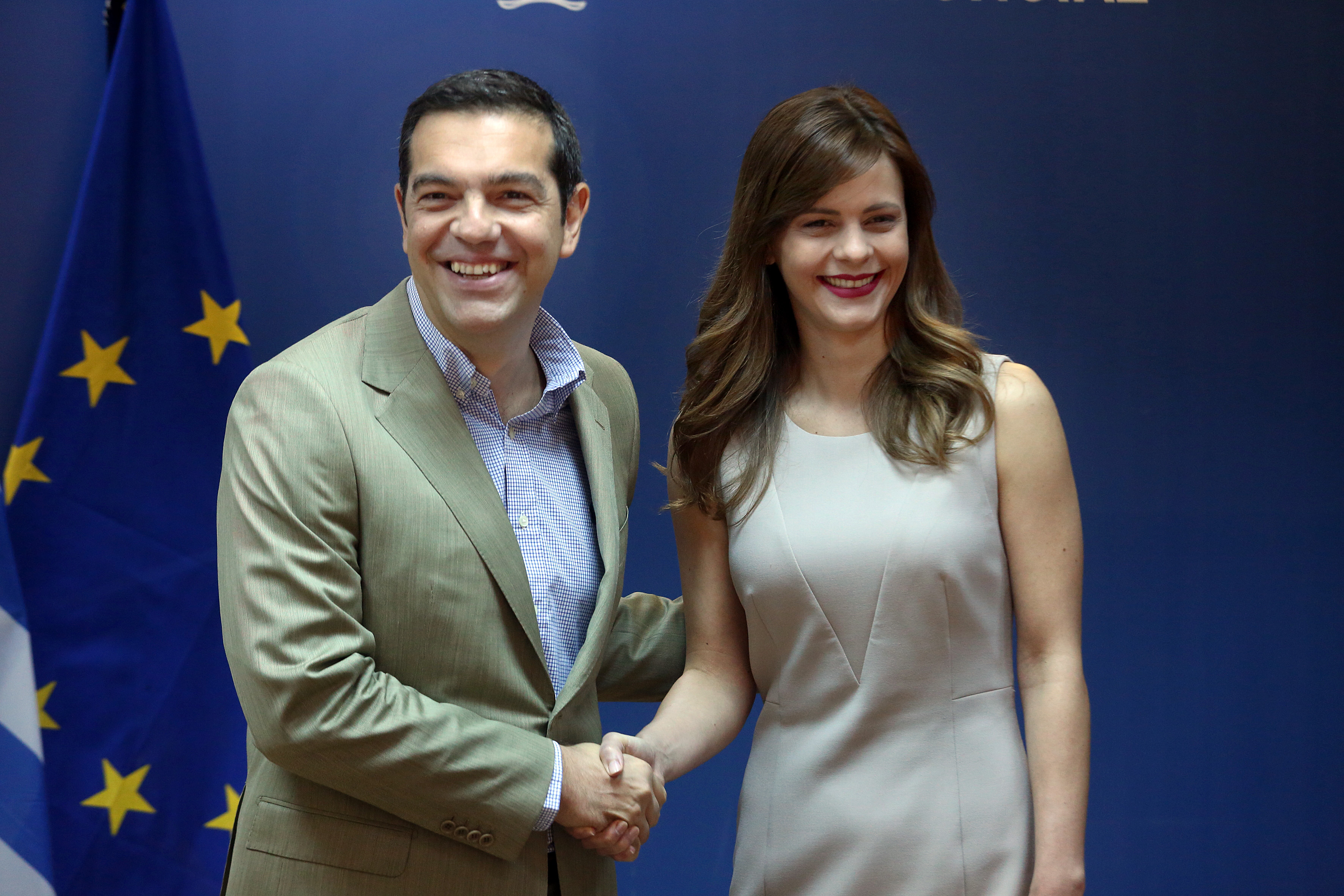 Tσίπρας: Στόχος μας η μείωση της ανεργίας κατά 2,5 μονάδες ετησίως