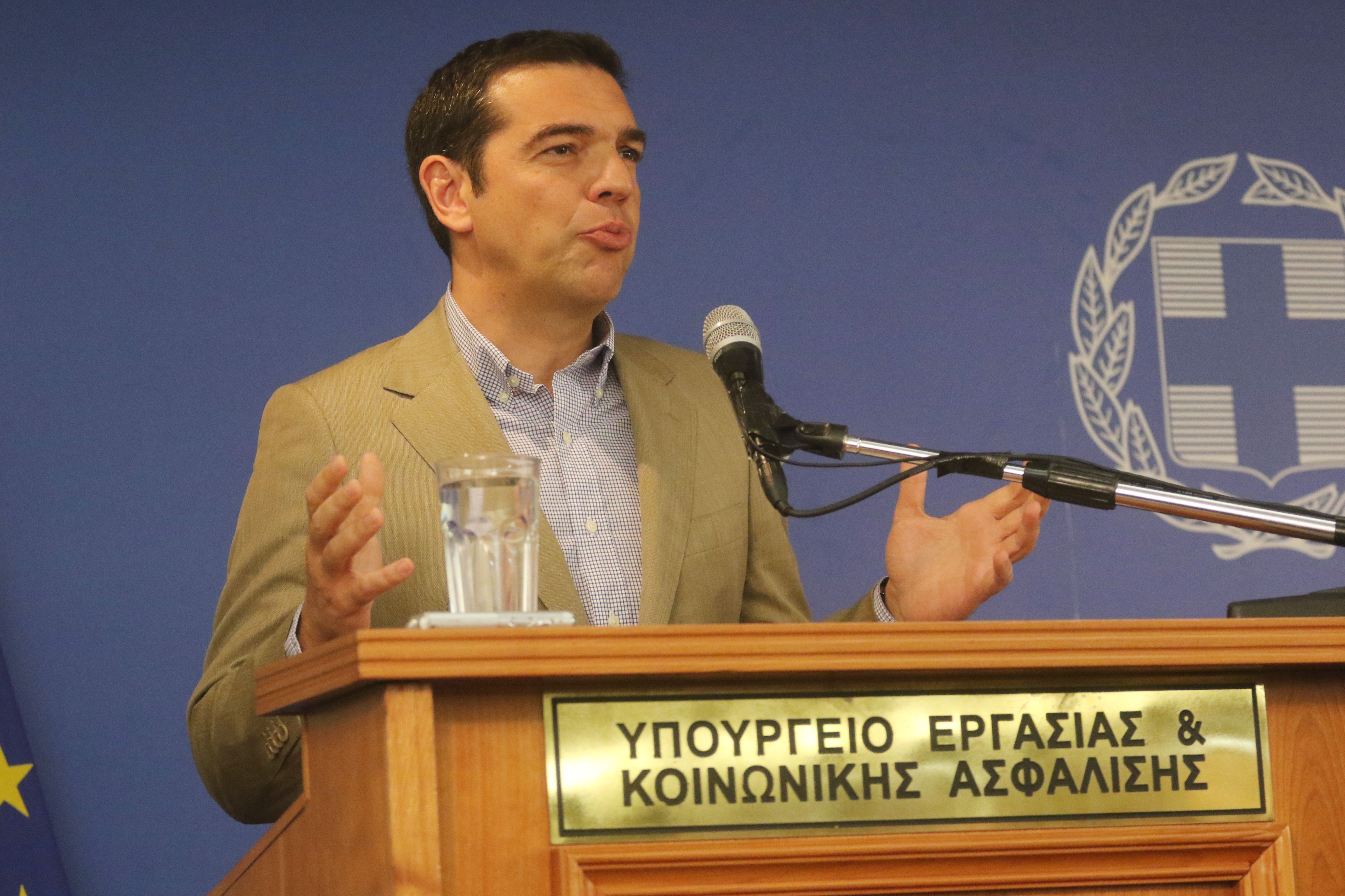 Τσίπρας: Επιδότηση εισφορών για να γίνουν τα μπλοκάκια συμβάσεις εργασίας