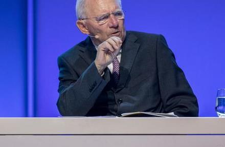 Σόιμπλε: Η δραματική νύχτα του 2015 για την Ελλάδα