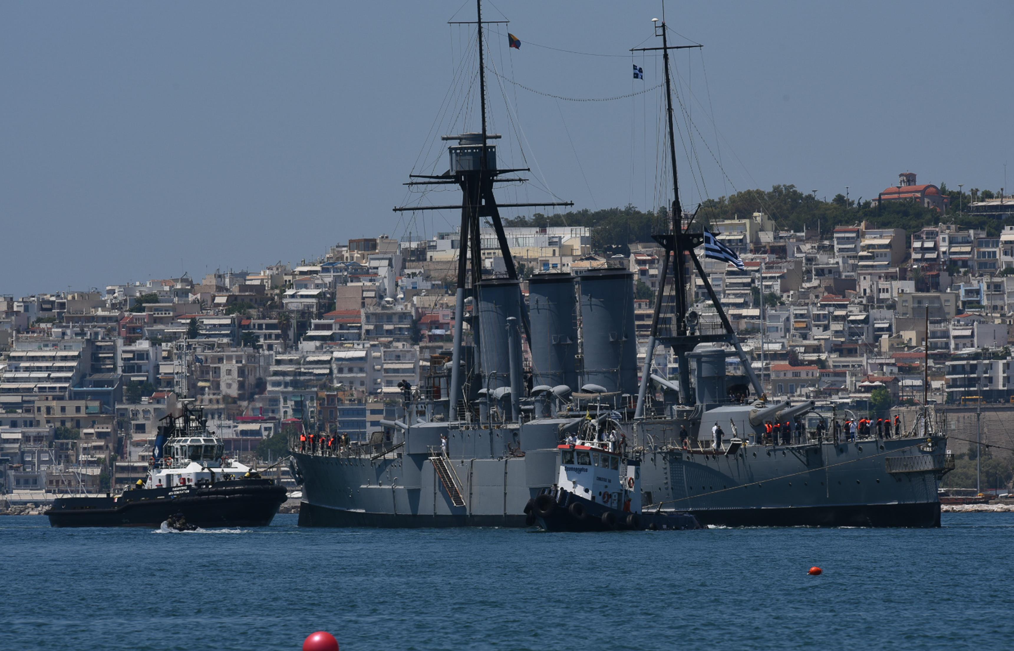 Επέστρεψε στη βάση του το θωρηκτό Αβέρωφ